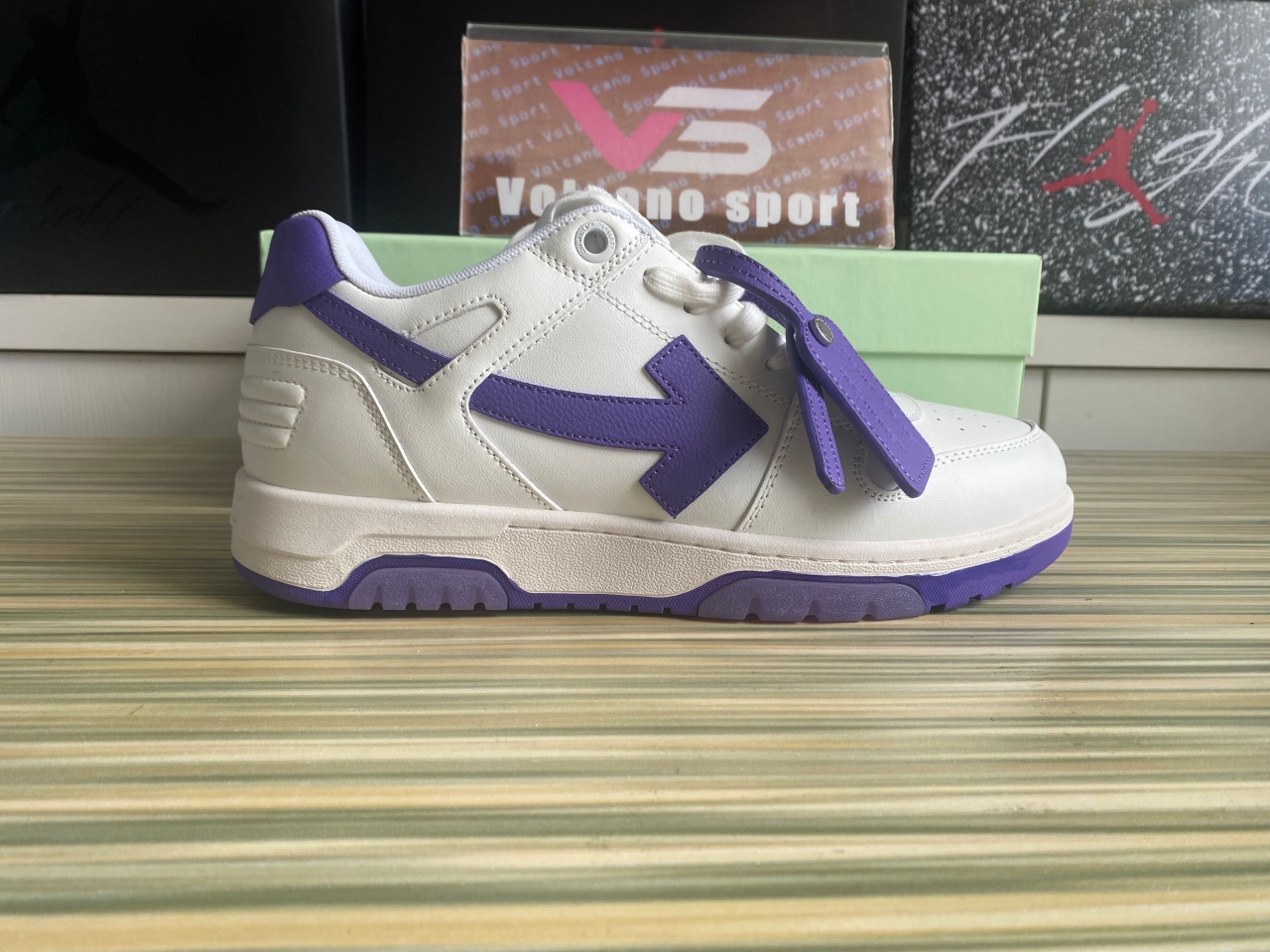 OFF-WHITE Out Of Office OOO Low Tops White Purple