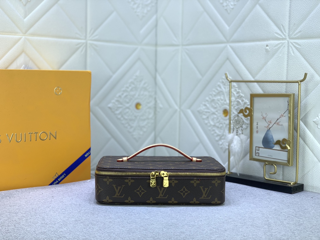 Louis Vuitton  NICE 43449 24x06x18cm