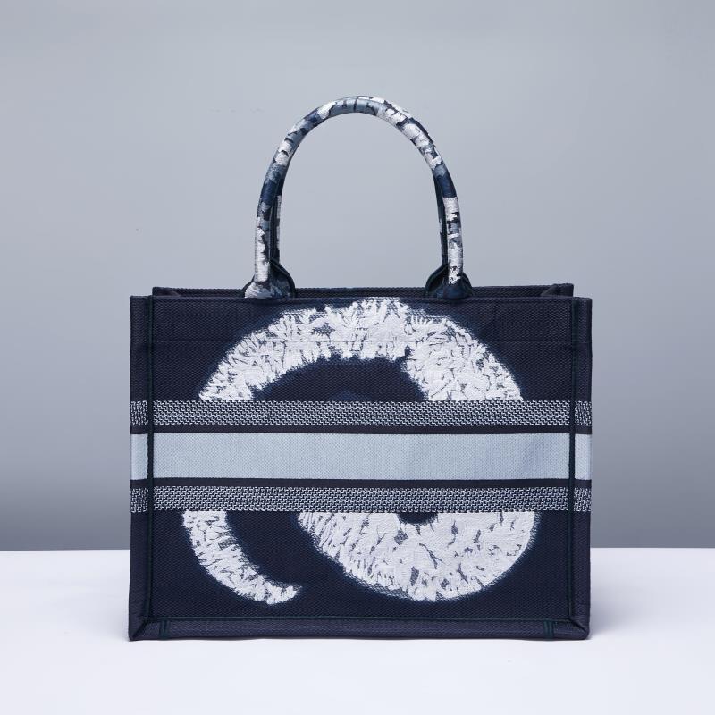 Dior Book Tote 1296(31) 36.5x 28x 17.5cm