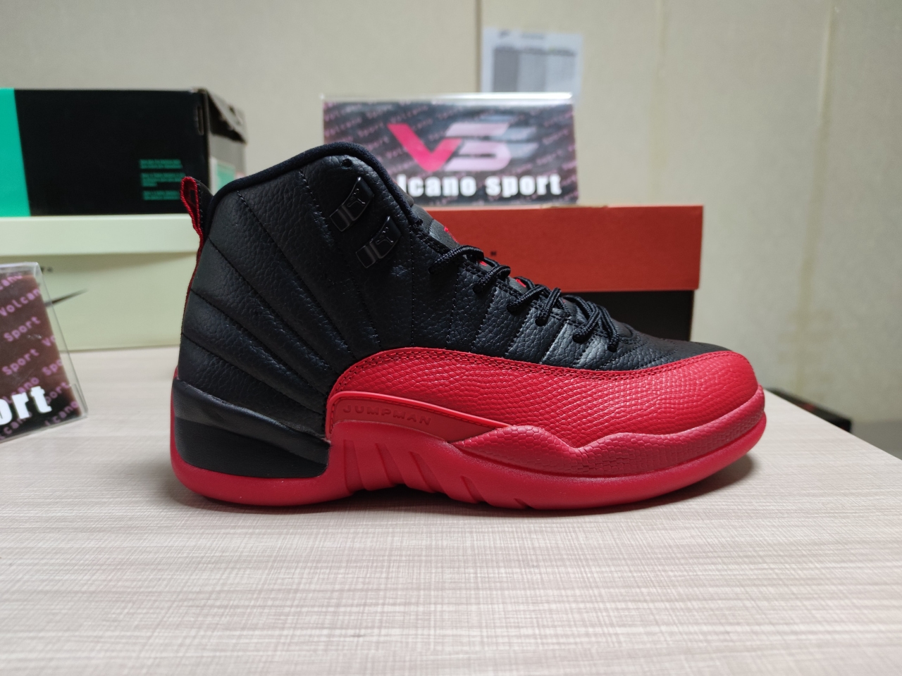 Jordan 12 Retro Flu Game 130690 002