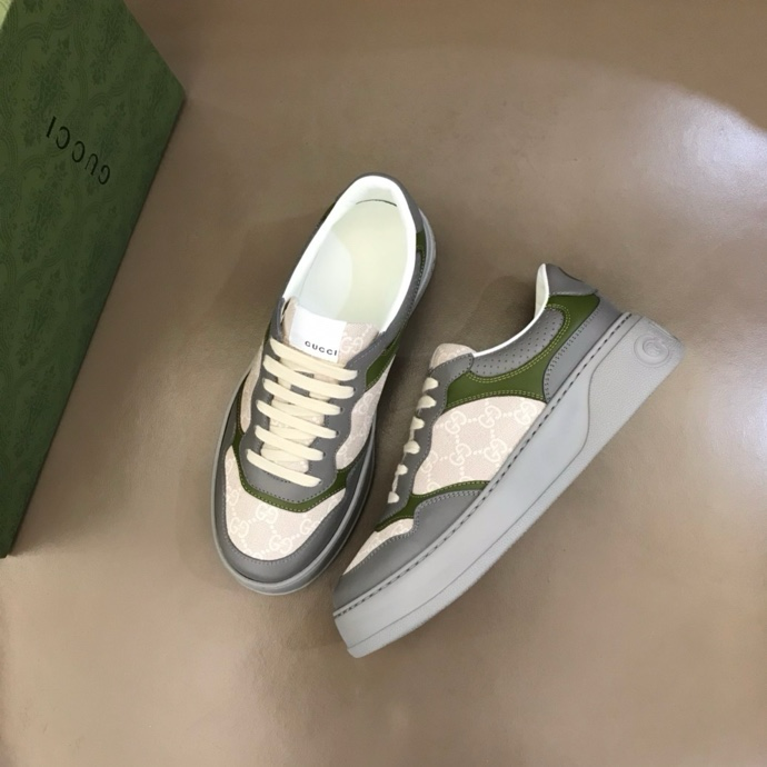 Gucci GG embossed sneakers Beige Gray Green