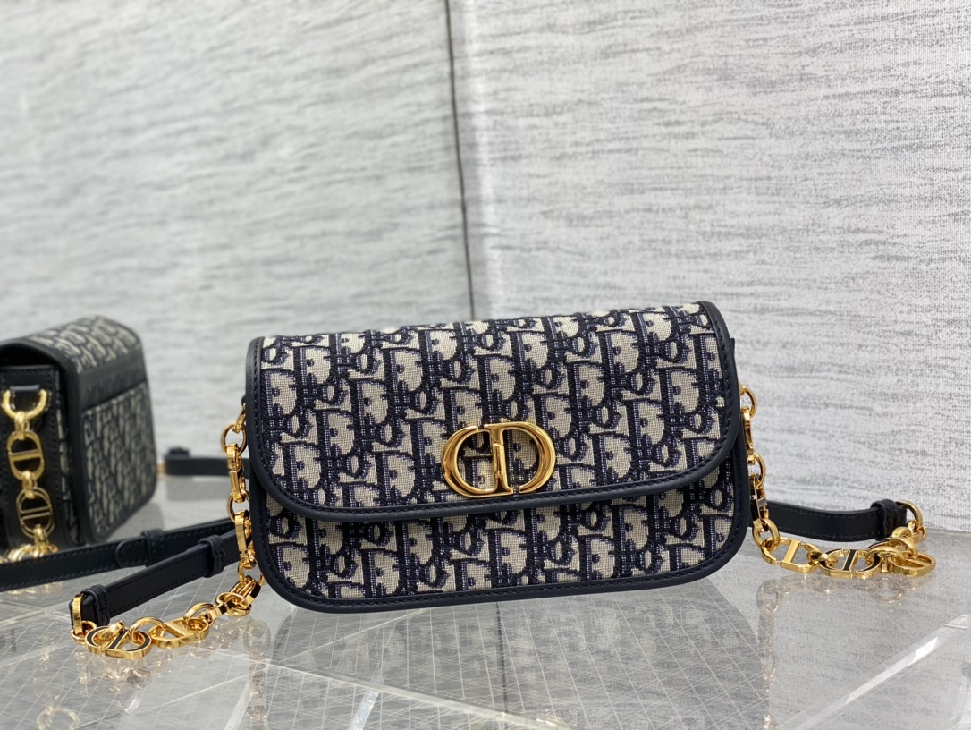 Dior 30 Montaigne Avenue 30006 22.5*6.5*12.5cm