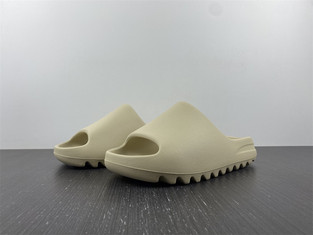 adidas Yeezy Slide Bone FW6345