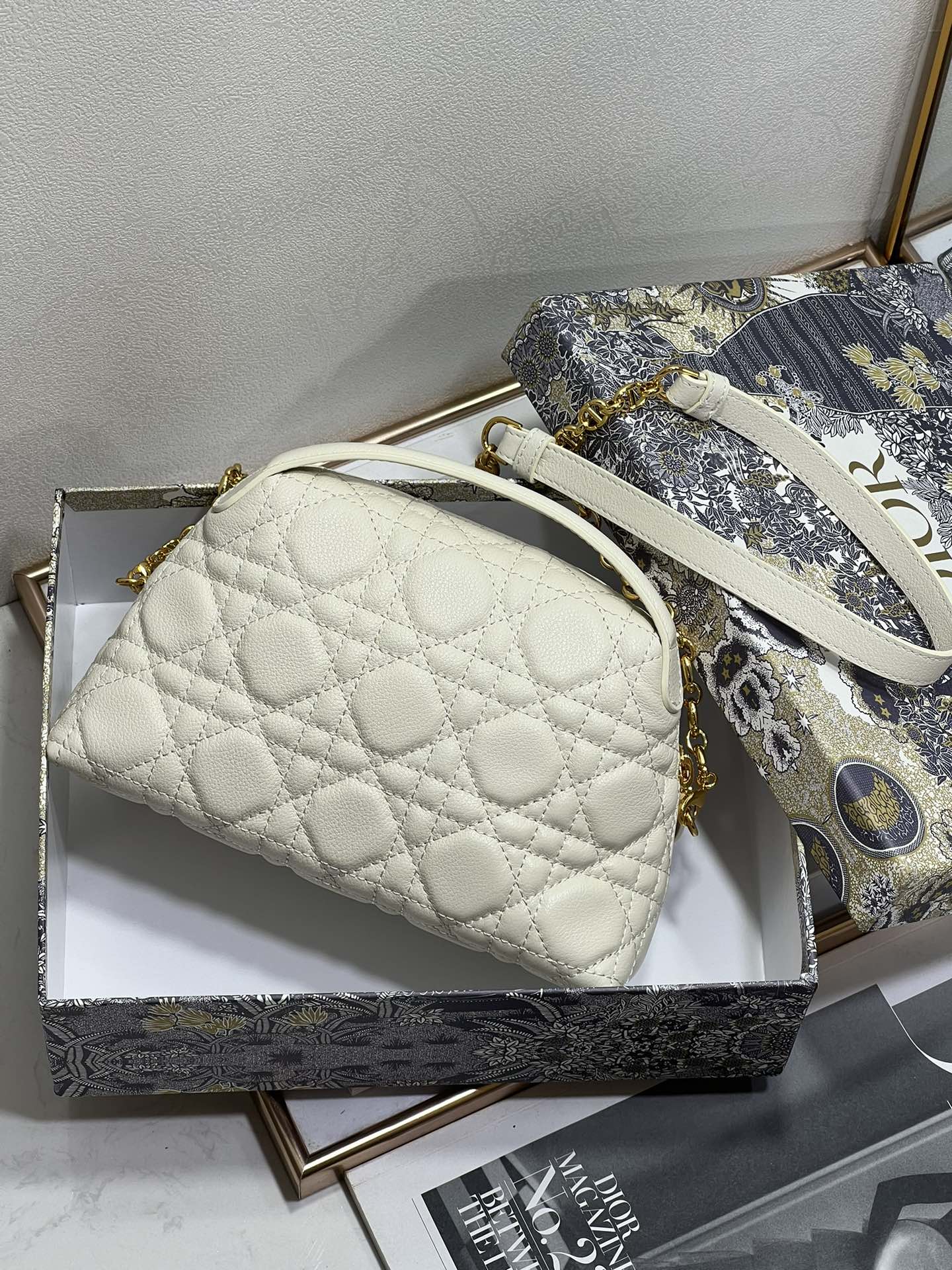 Dior D-Arch 21*12.5*8cm