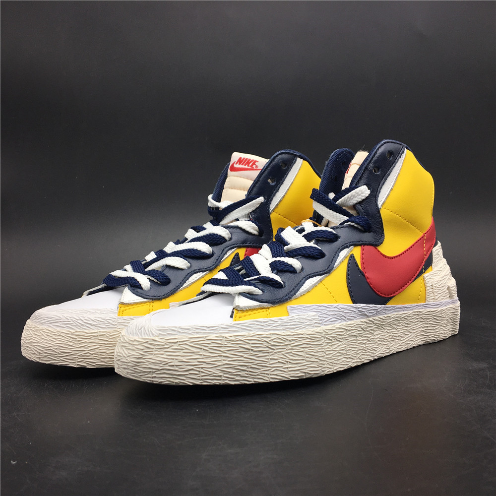Nike Blazer Mid sacai Snow Beach BV0072-700