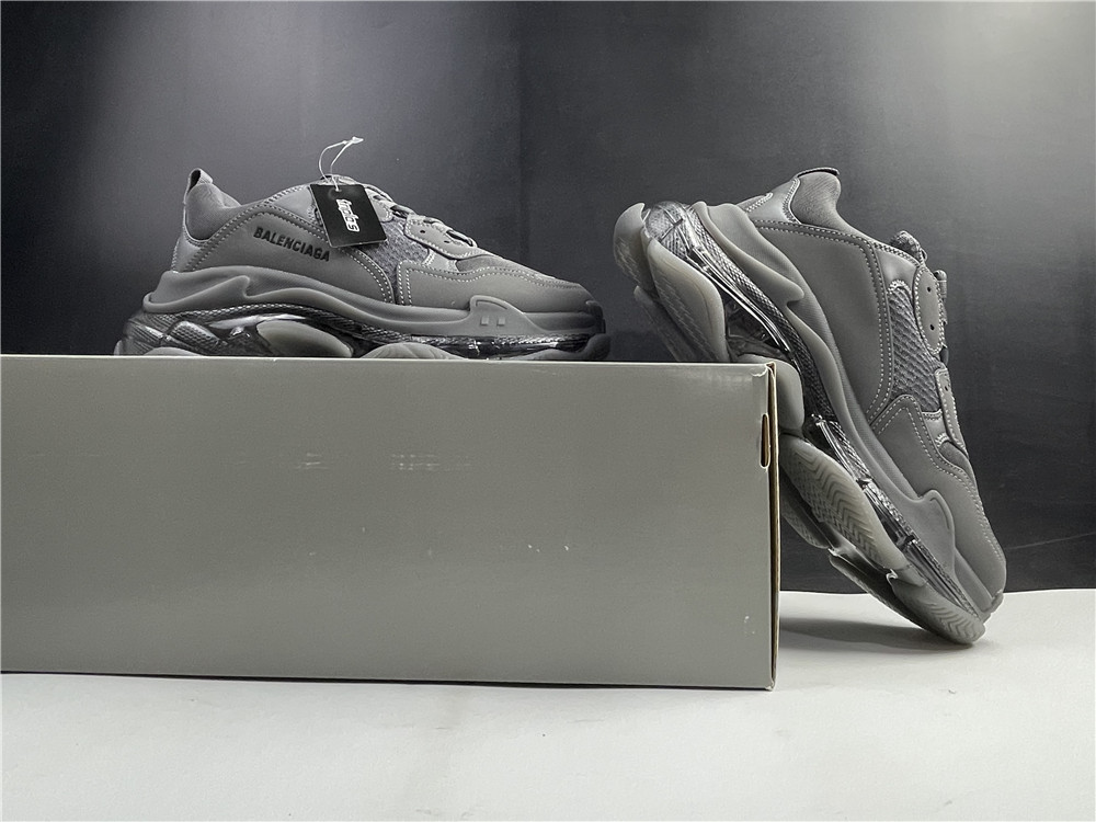 Balenciaga Triple S Clear Sole Dark Grey 541624-W2GA1-1801