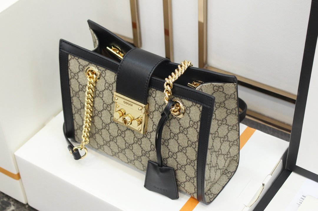 GUCCI Padlock 498156 26*18*10cm