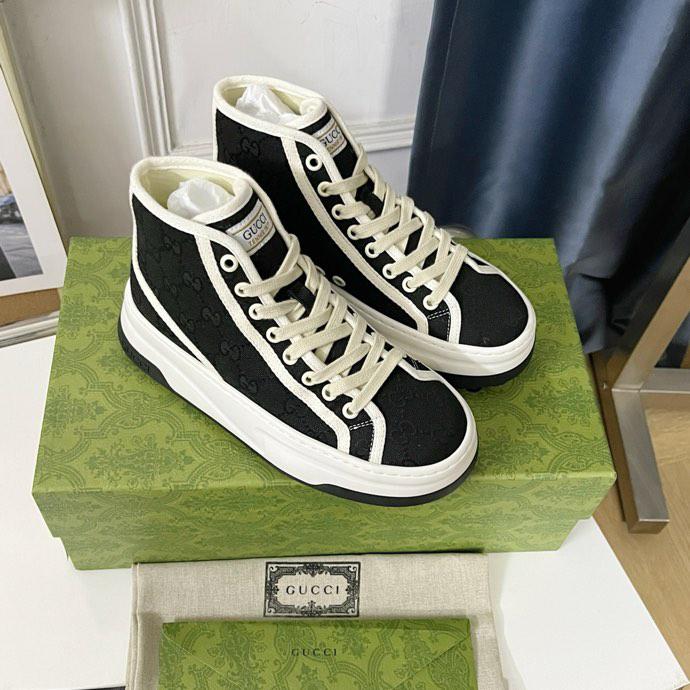 GUCCI Women's GG high top sneaker Black