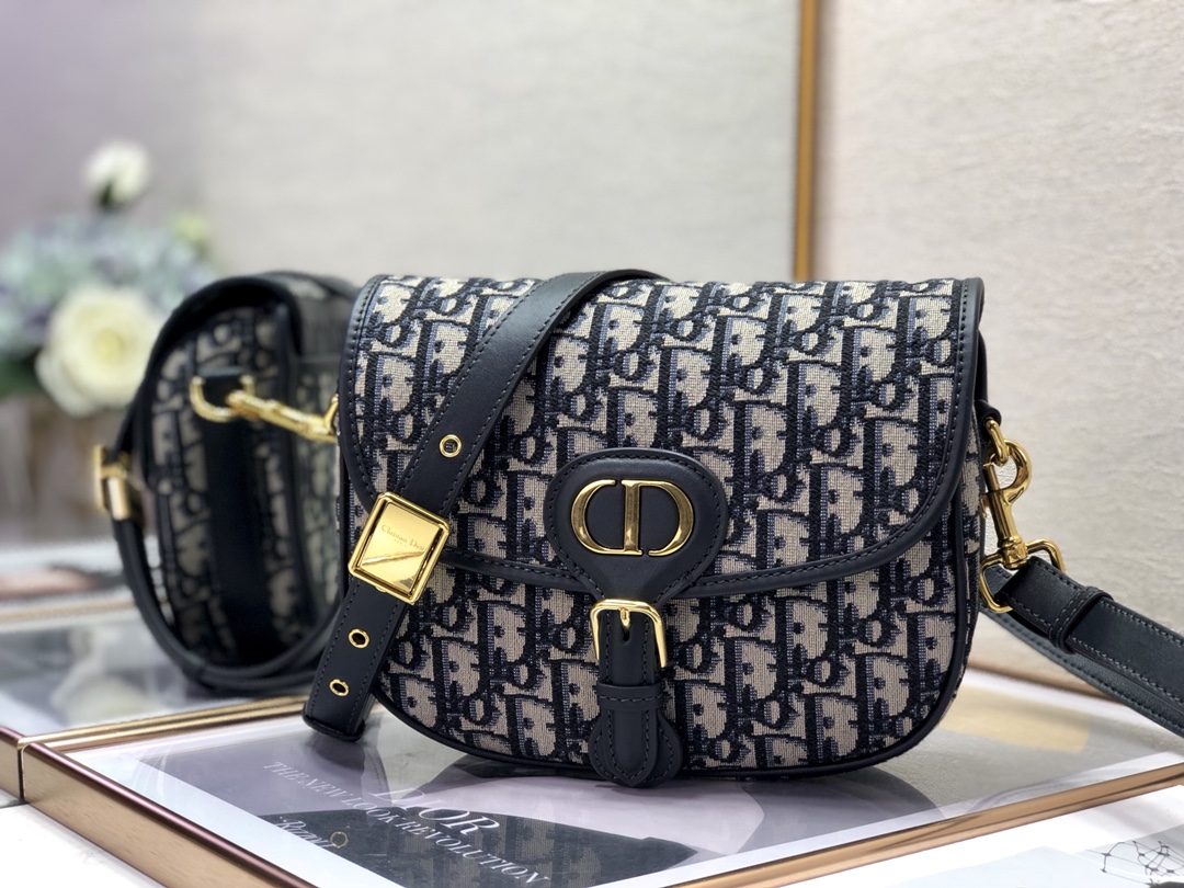 Dior Bobby 2170 22cm