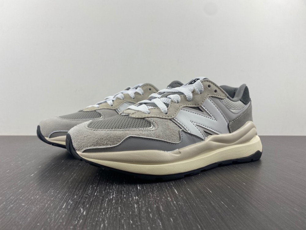 New_Balance NB M5740 Runner Sneaker Men/Running shoes M5740RG White Gray