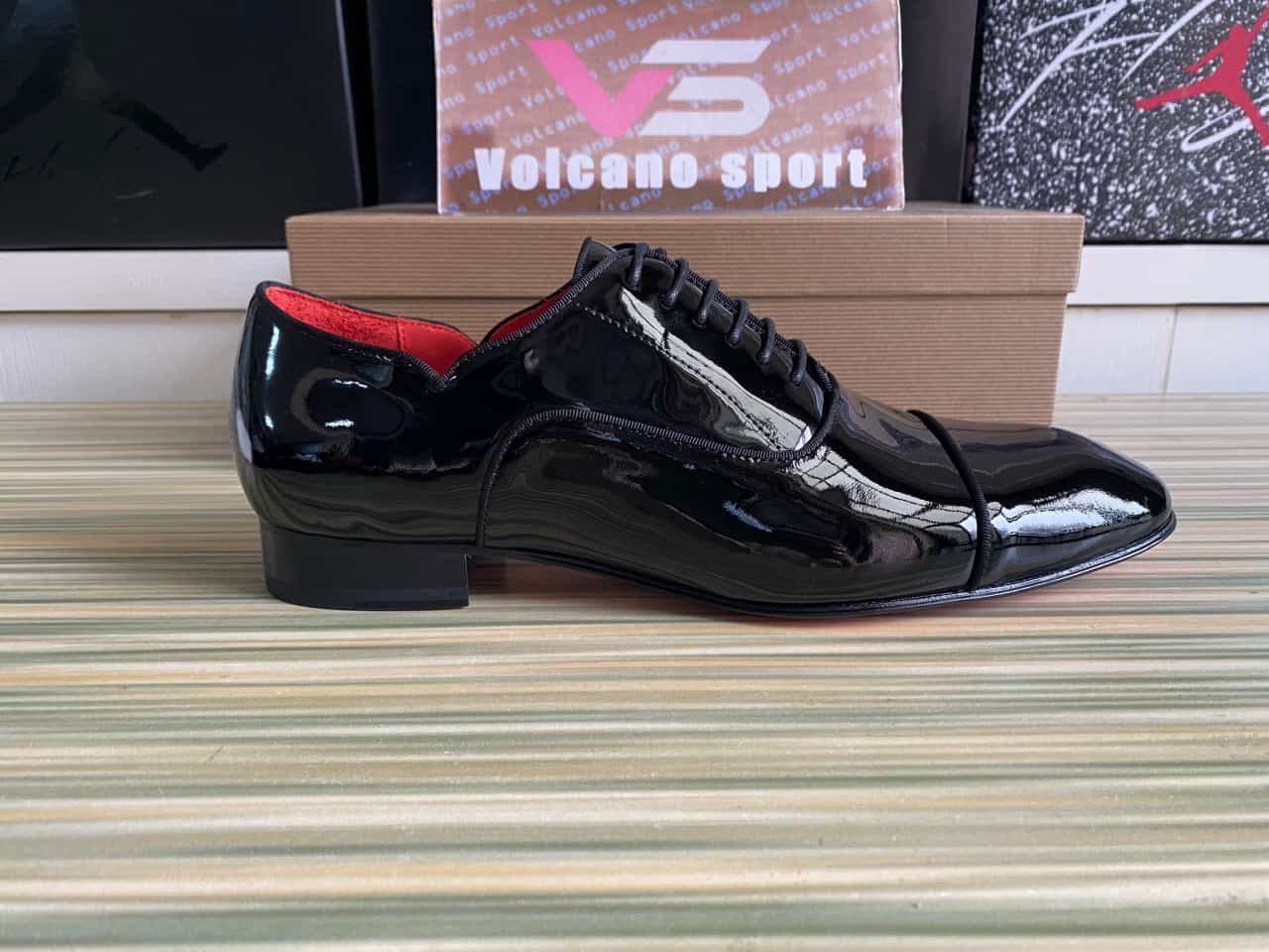 Christian Louboutin Greggy Chick Patent Leather Oxford Shoes