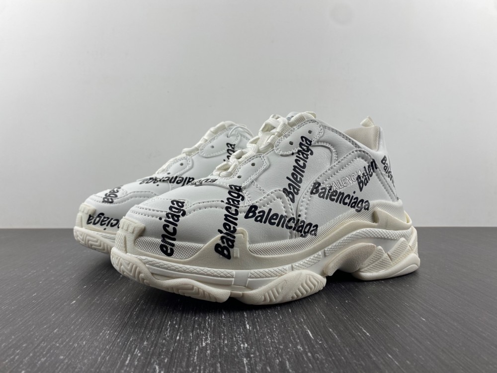 BALENCIAGA TRIPLE  524039 W2FAB9010