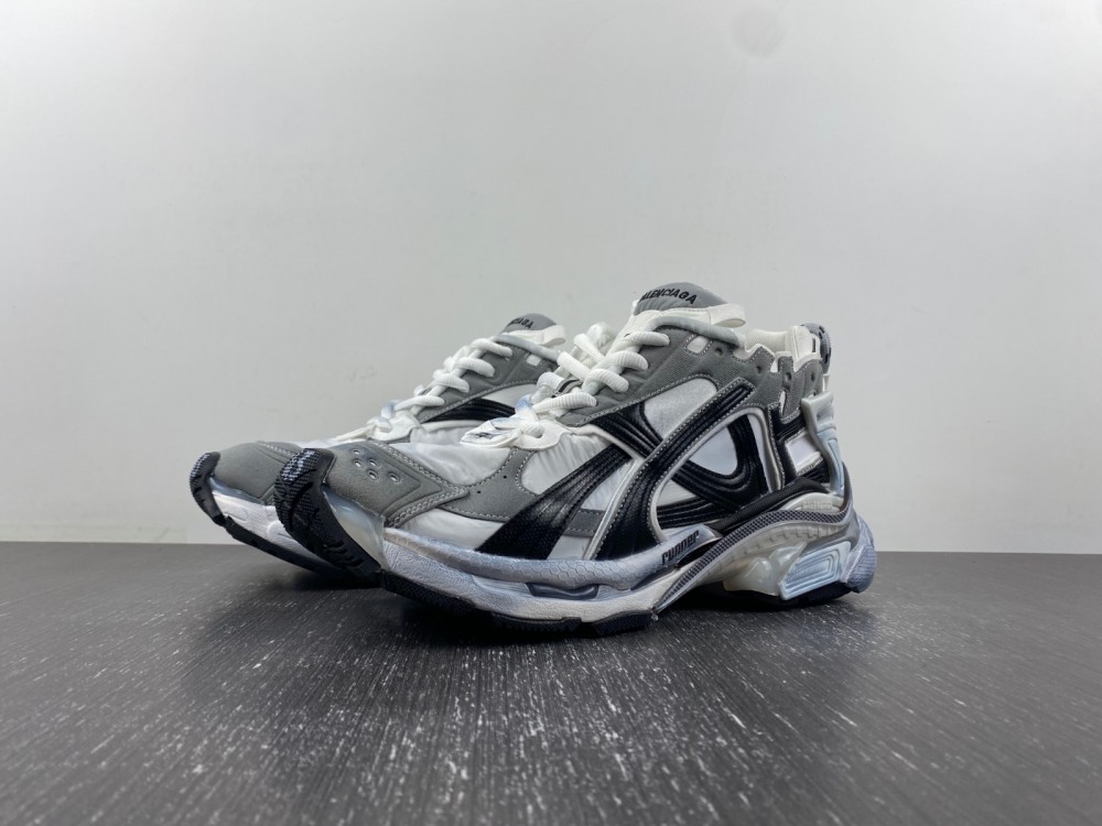 Balenciaga 772767-W3RNY-9012