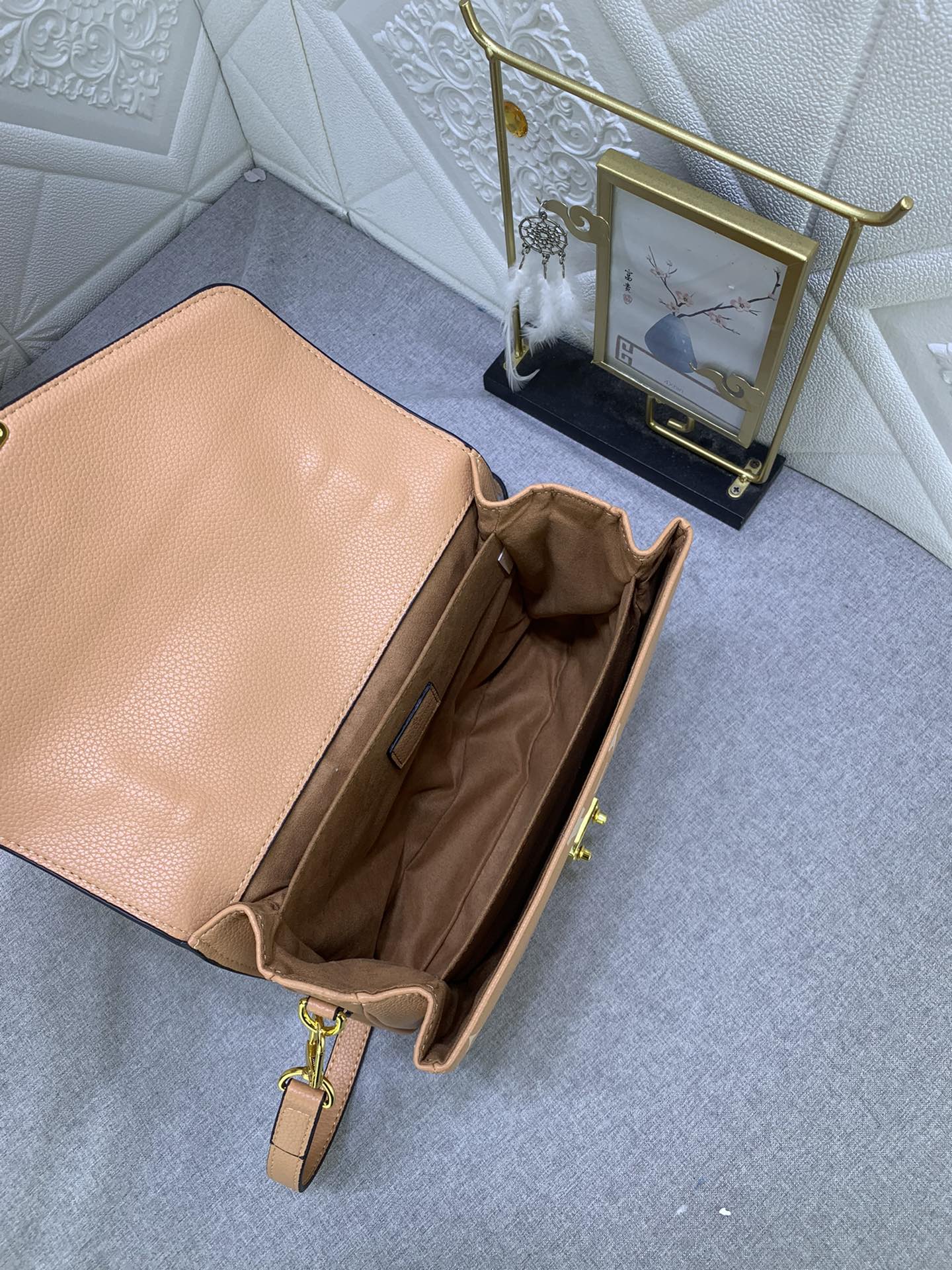 Louis Vuitton Pochette Metis M46302 (2) 25 x 19 x 7cm