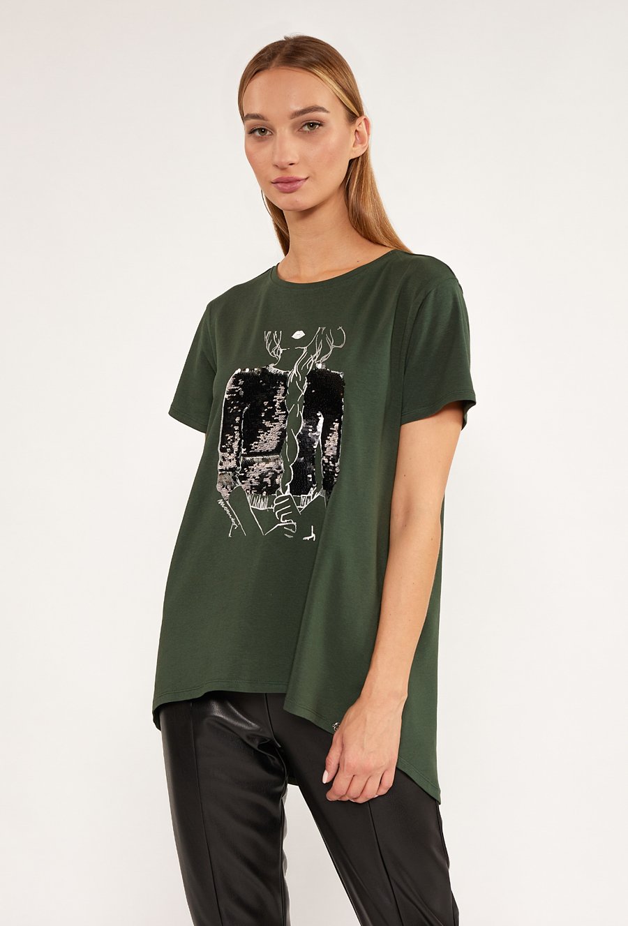 T-shirt z cekinowym panelem
