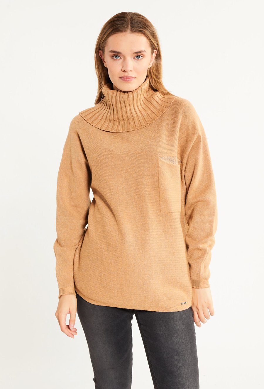Sweter damski z aplikacją