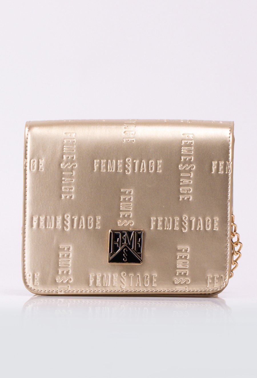 Mała, lakierowana torba crossbody