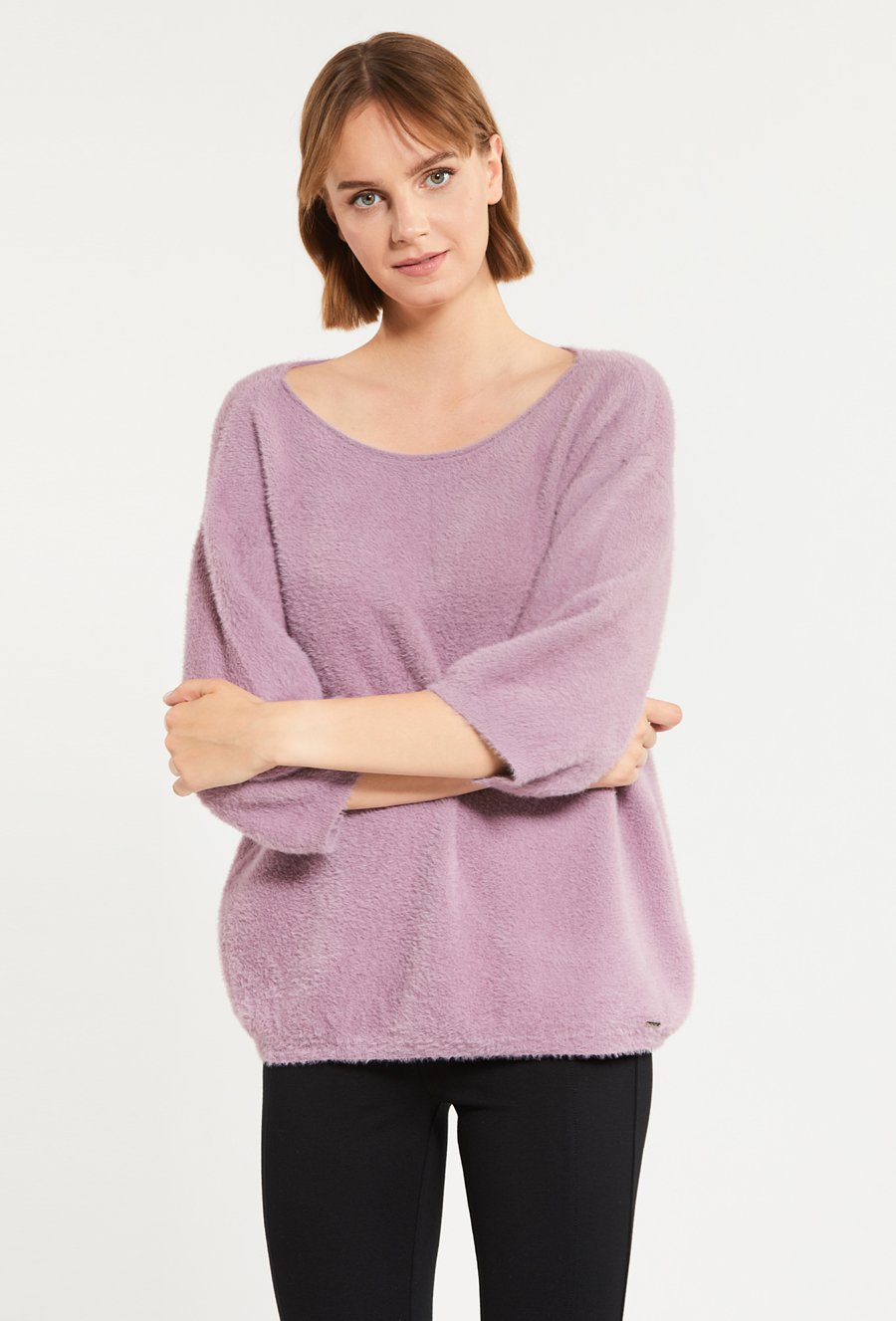 Sweter damski z włosiem