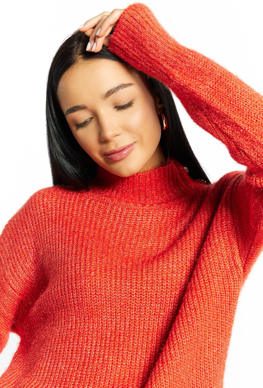 Połyskujący sweter damski