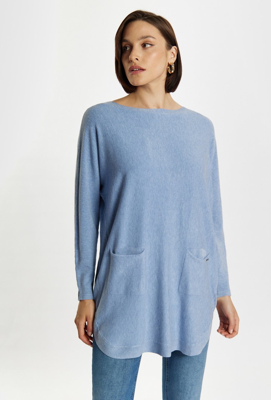Sweter z kieszonkami