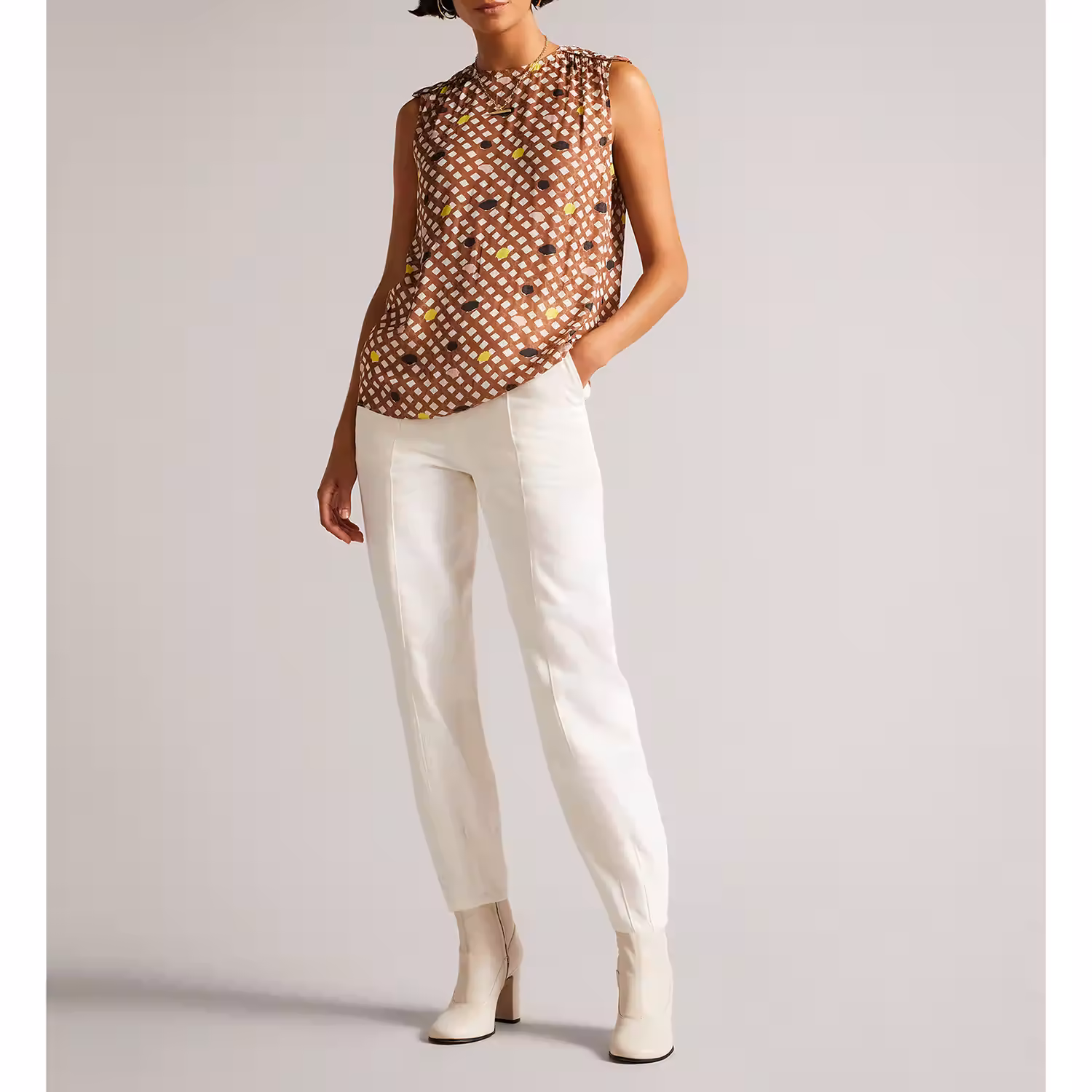 Eliona Barrel Trousers