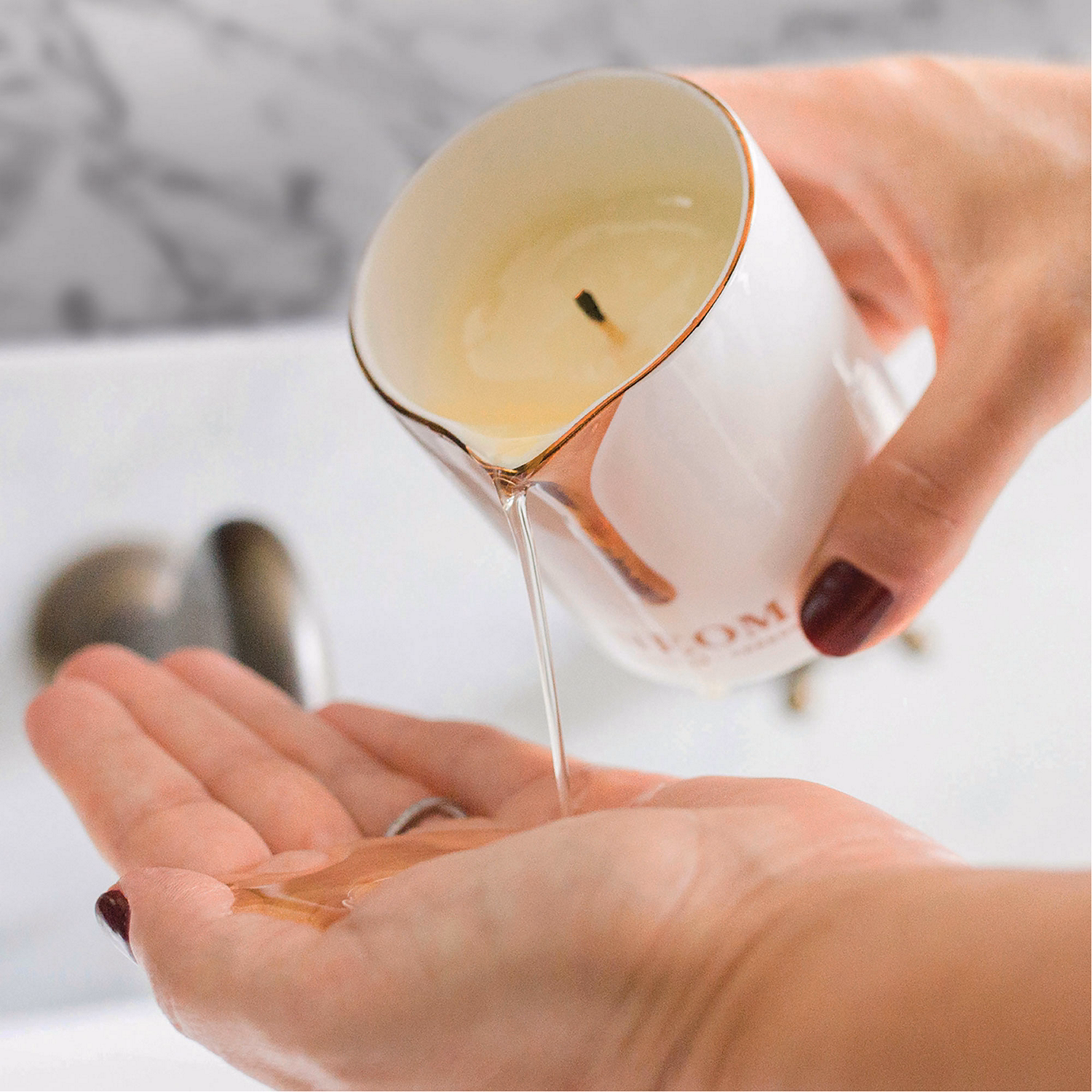 Real Luxury Intensive Skin Treatment Candle 140g