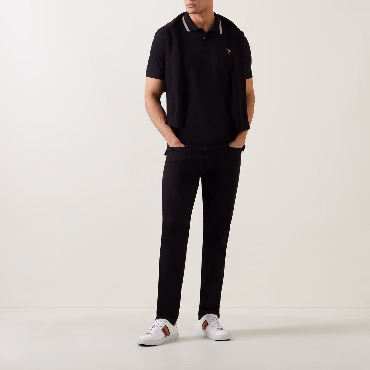 Mid Rise Tapered Fit Jeans