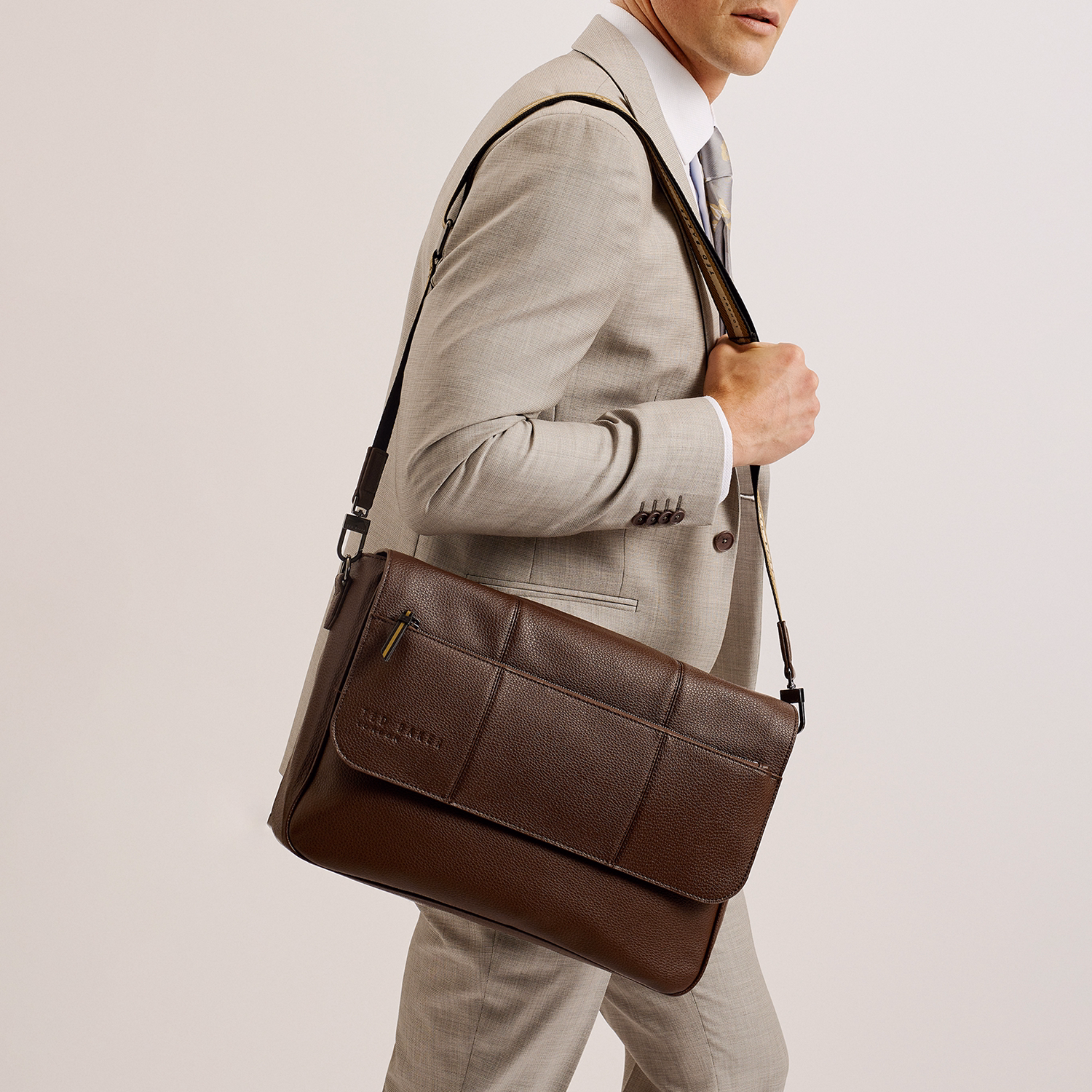 Kristan Webbing Messenger Bag