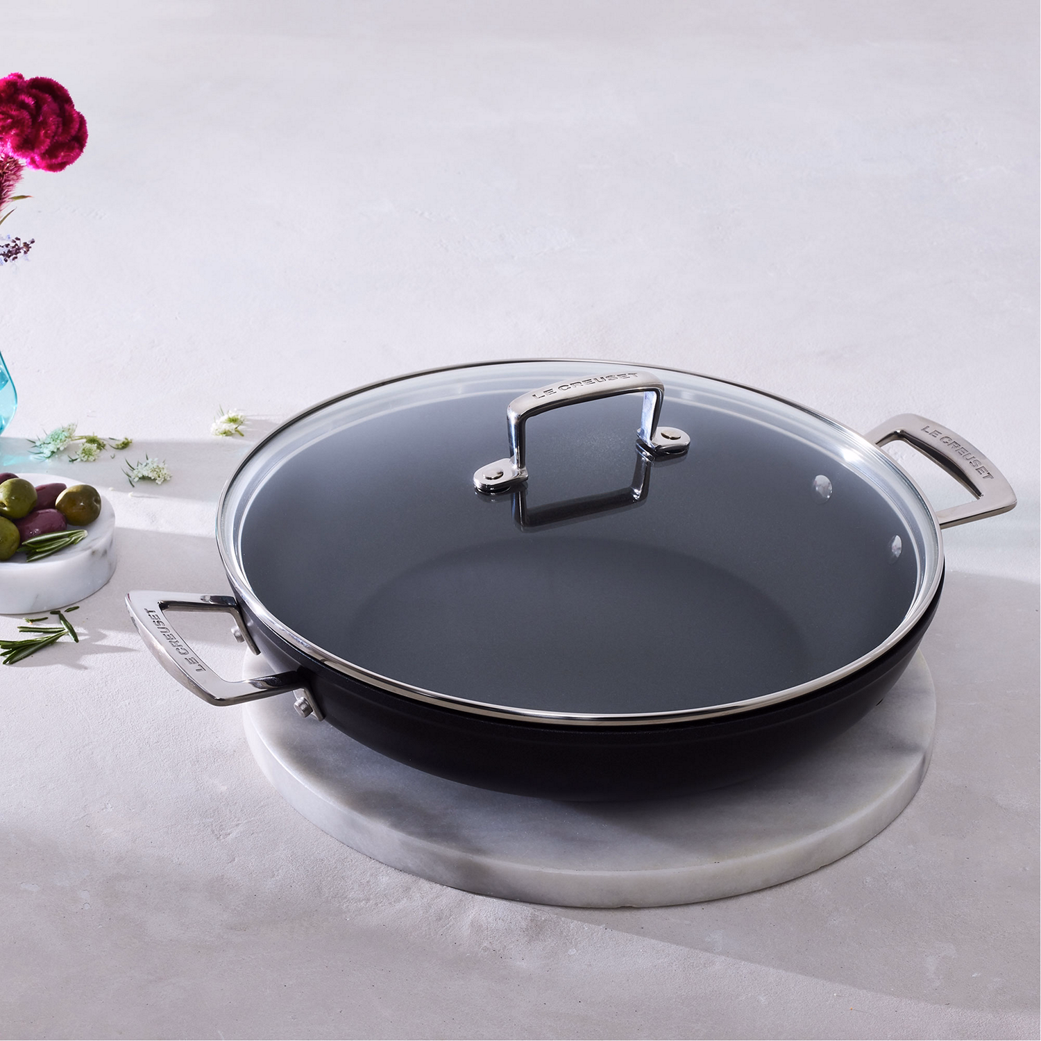 Toughened Non-Stick Shallow Casserole 24cm