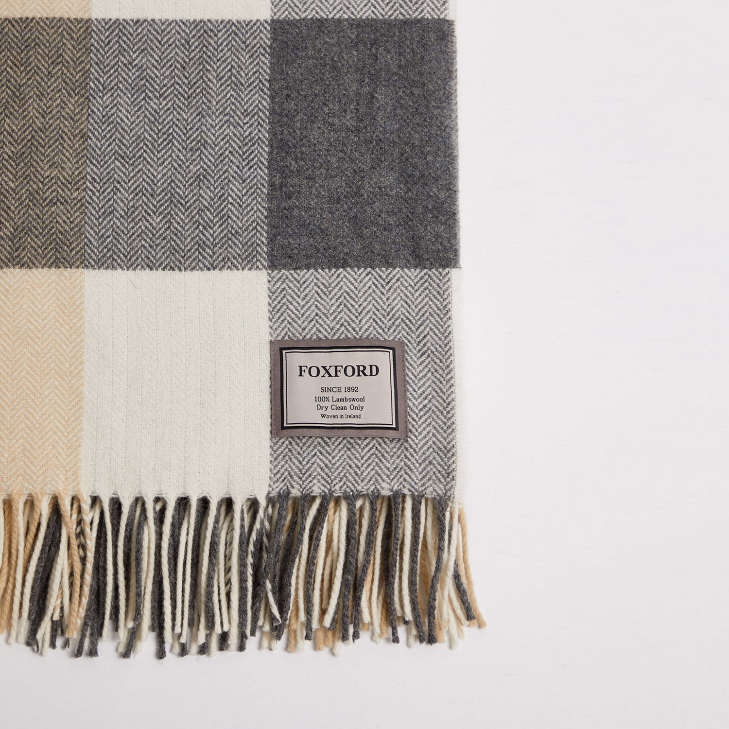 The Classic Check Throw