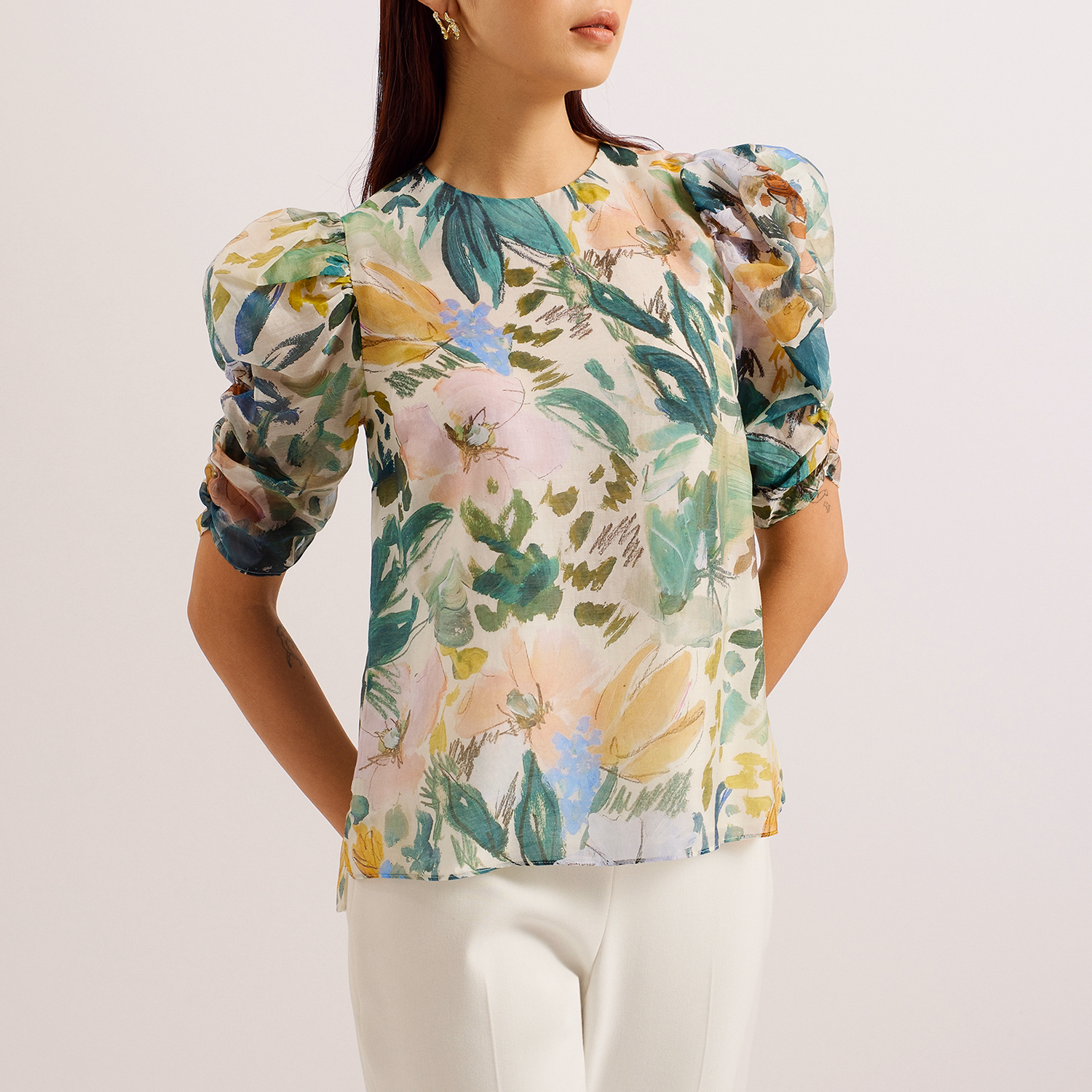 Oasia Floral Puff Top