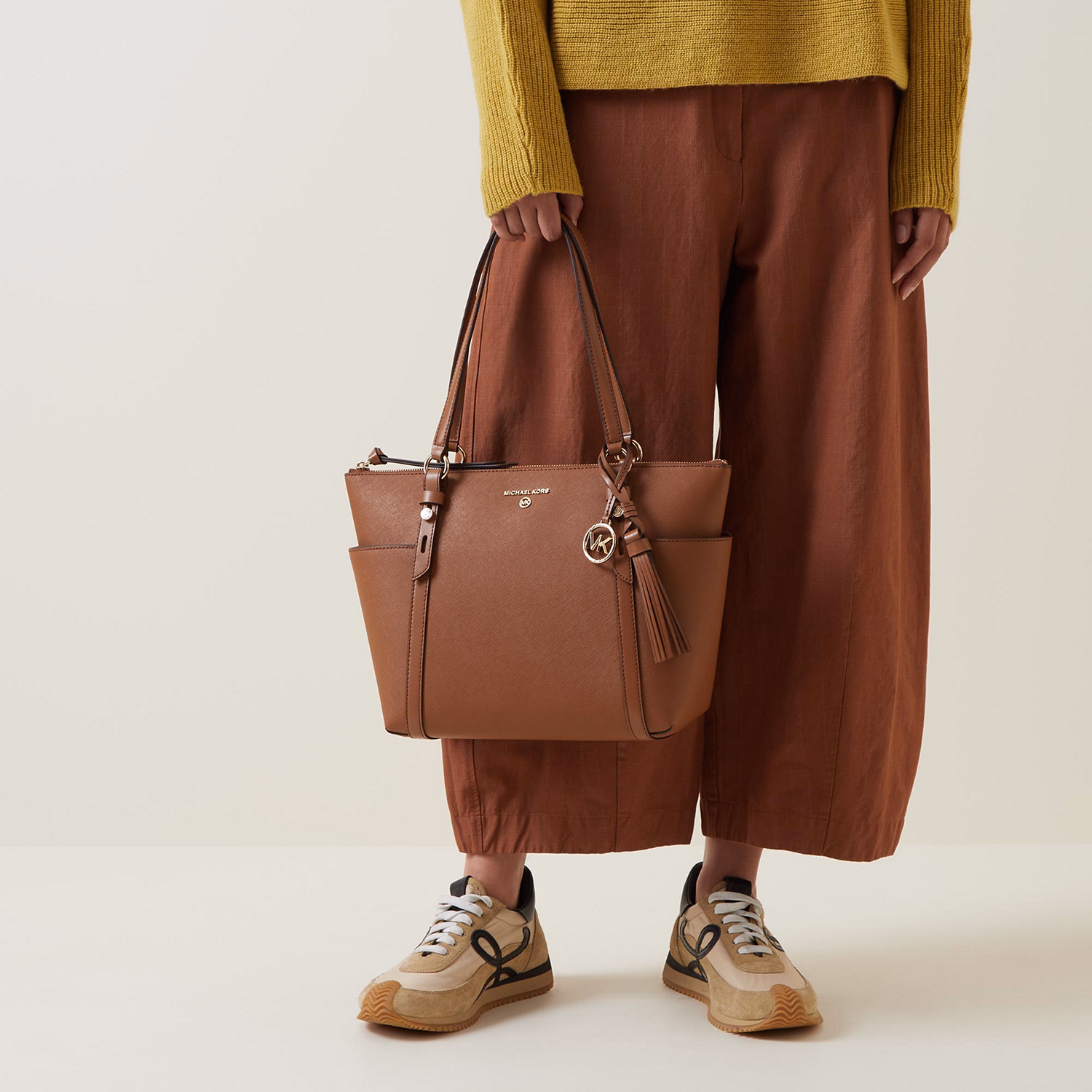 Sullivan Top-Zip Medium Tote Bag