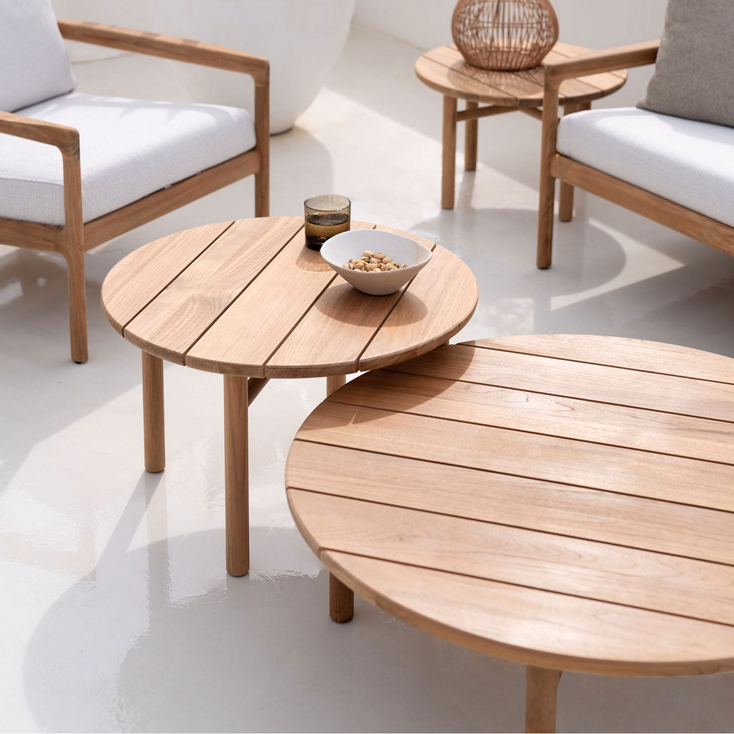Quatro Outdoor Side Table Teak Round