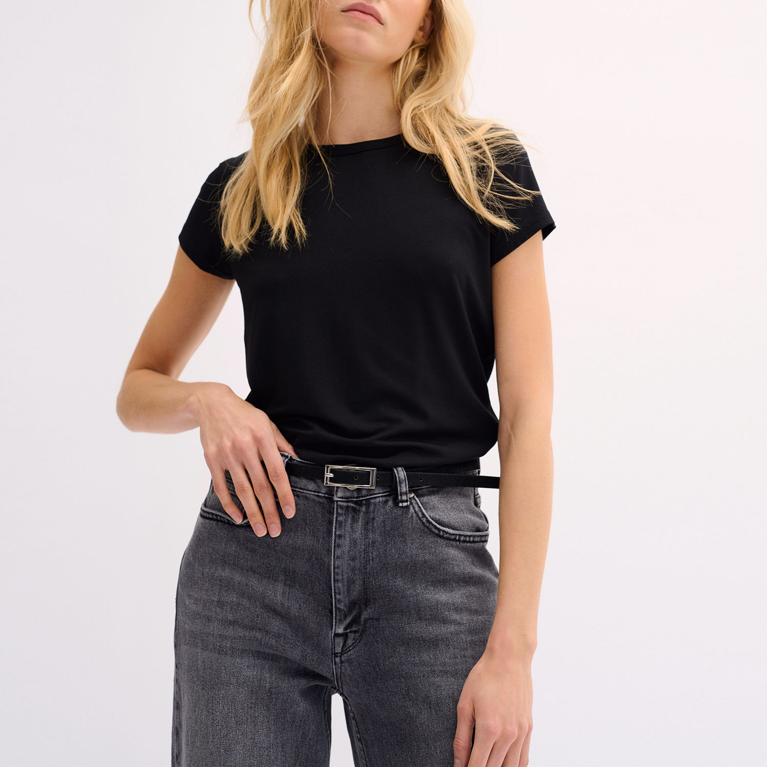 16 Regular Fit T-Shirt