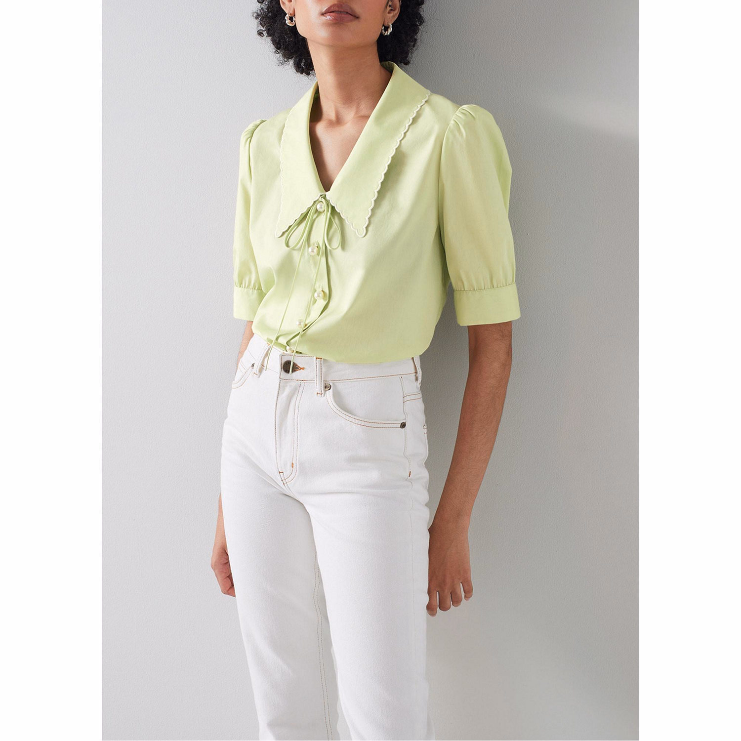 Bay Cotton Scallop Collar Blouse