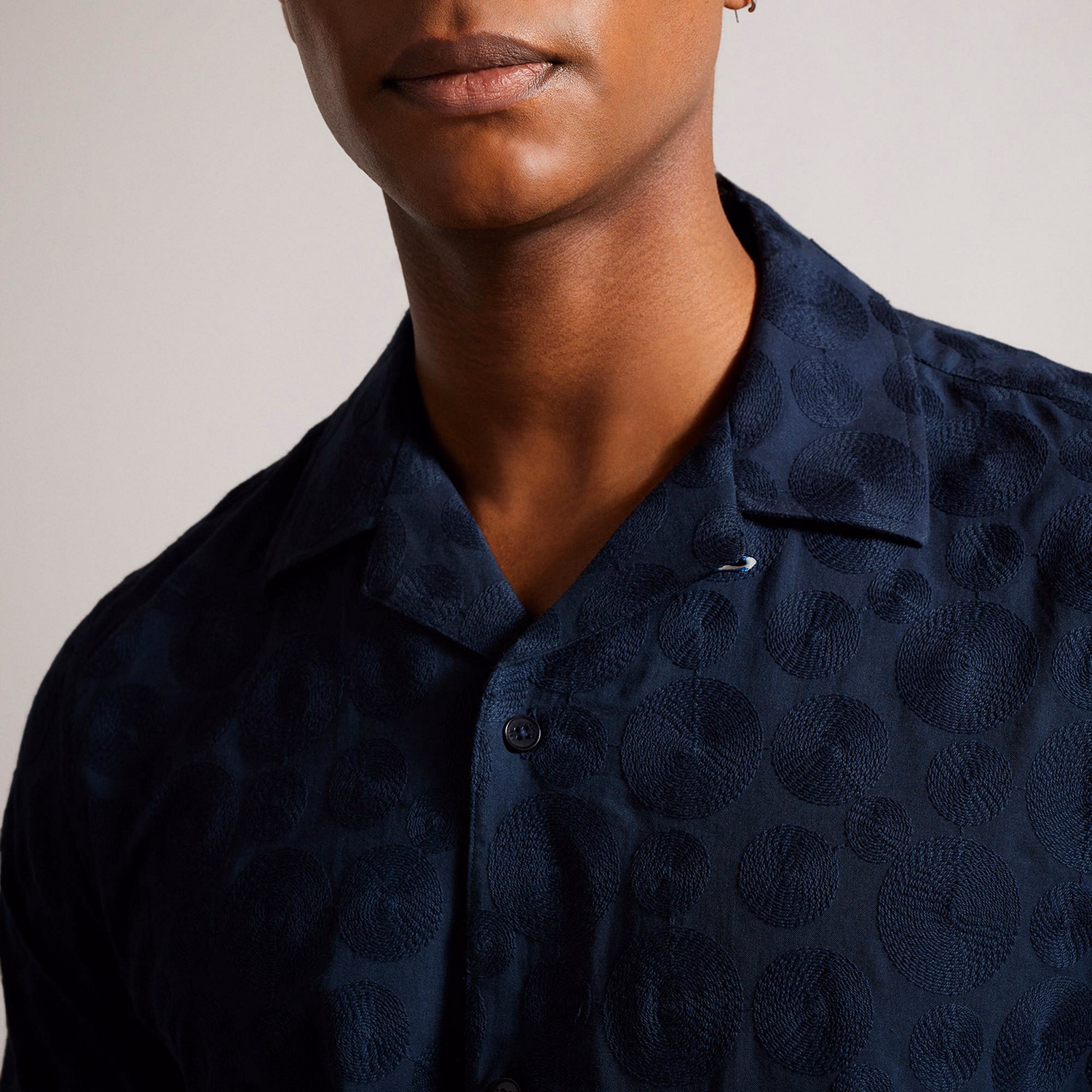 Allbury Circle Embroidery Shirt