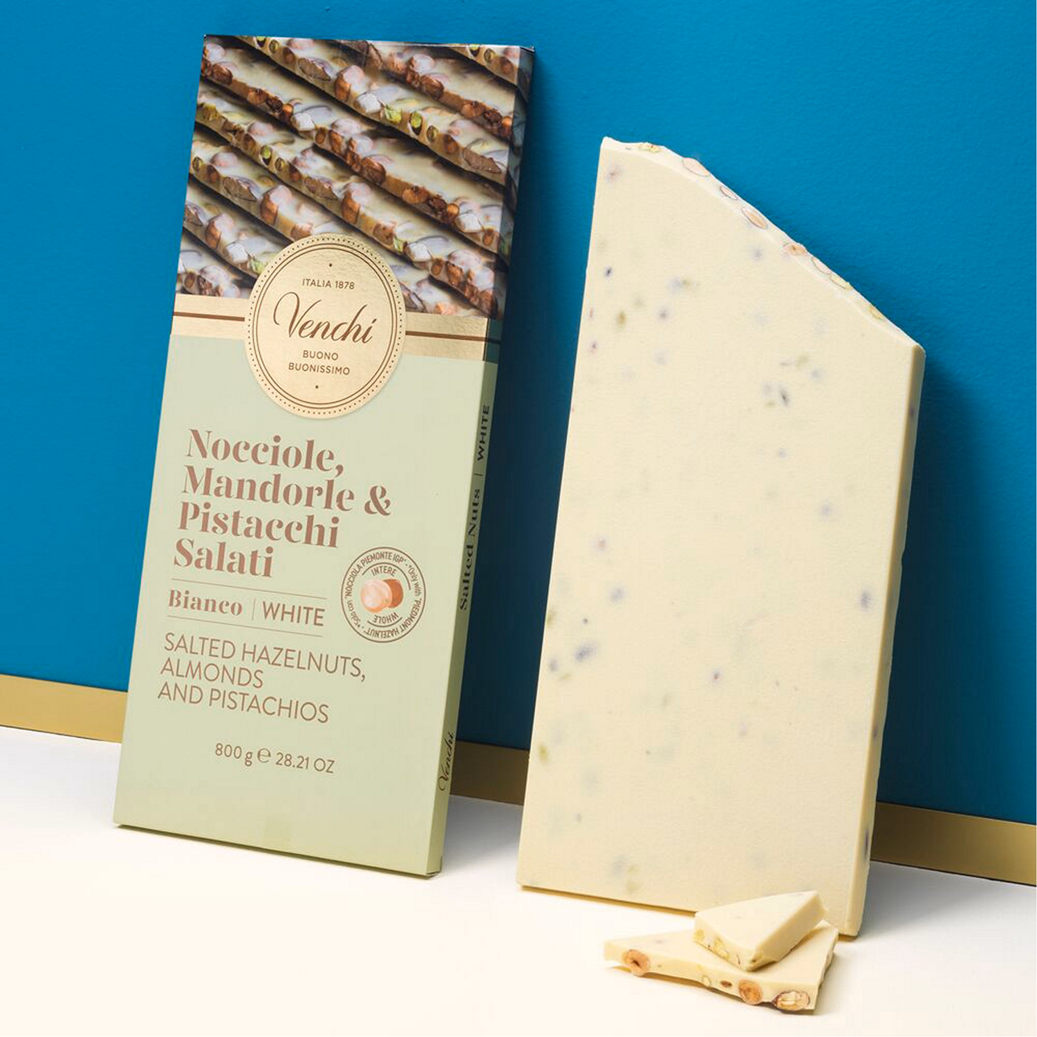 White Chocolate With Salted Nuts Maxi Bar 800g