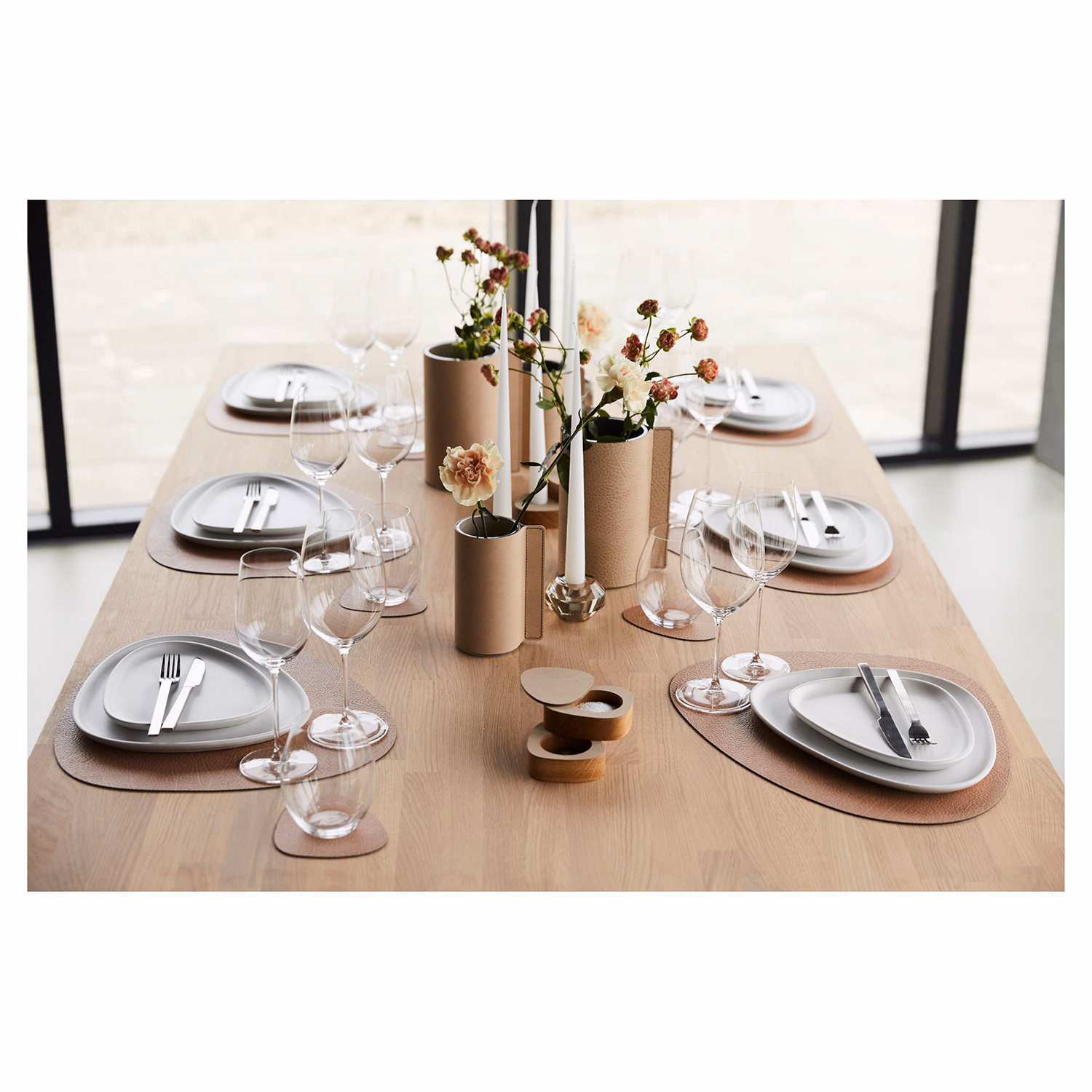 Curve Leather Table Mat Large