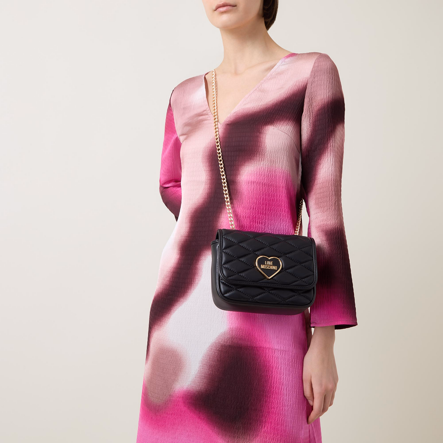 Heart Logo Quilted Chain Shoulder Bag