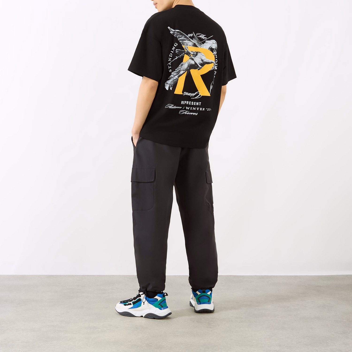 Giants Graphic T-Shirt