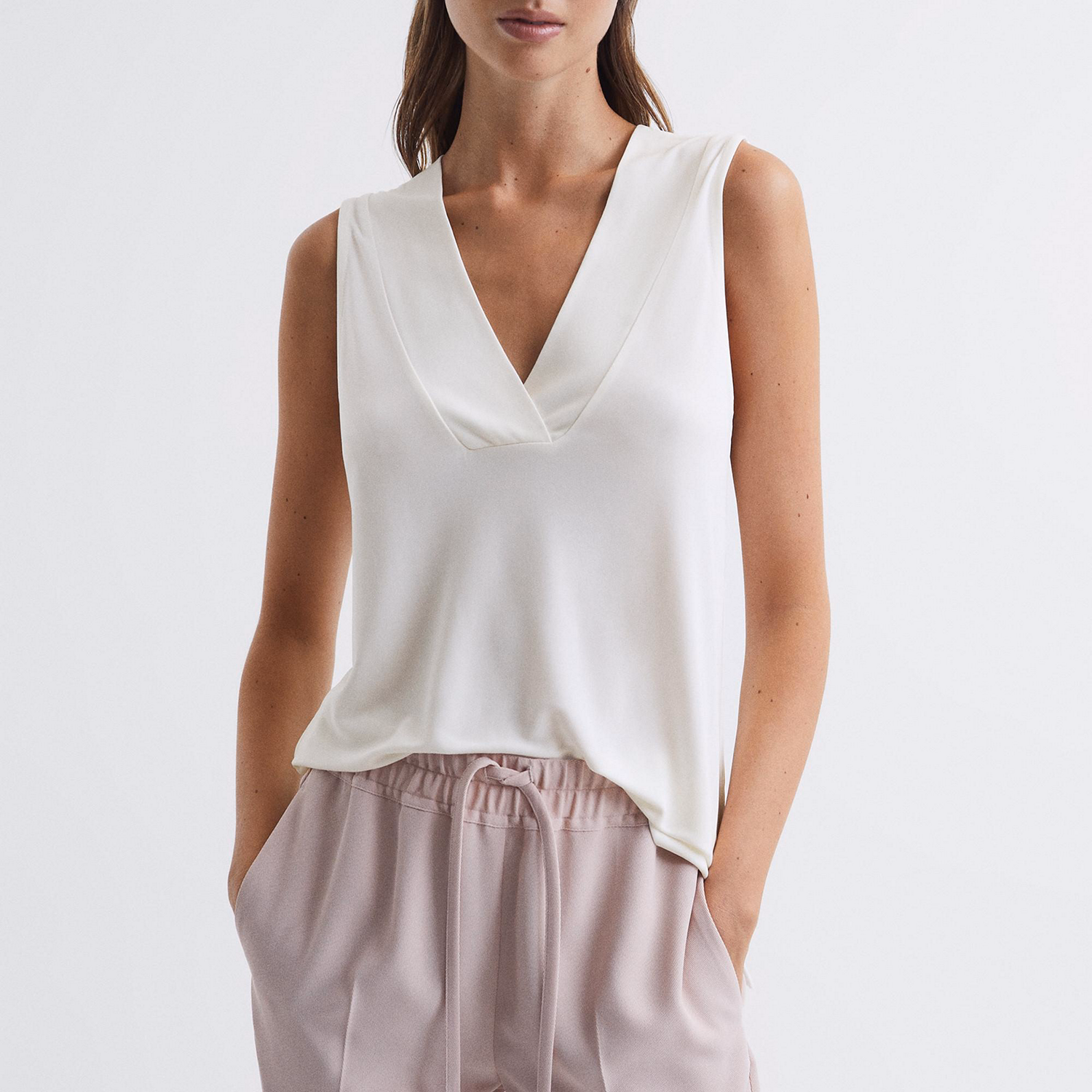 Taylor V-Neck Shell Blouse