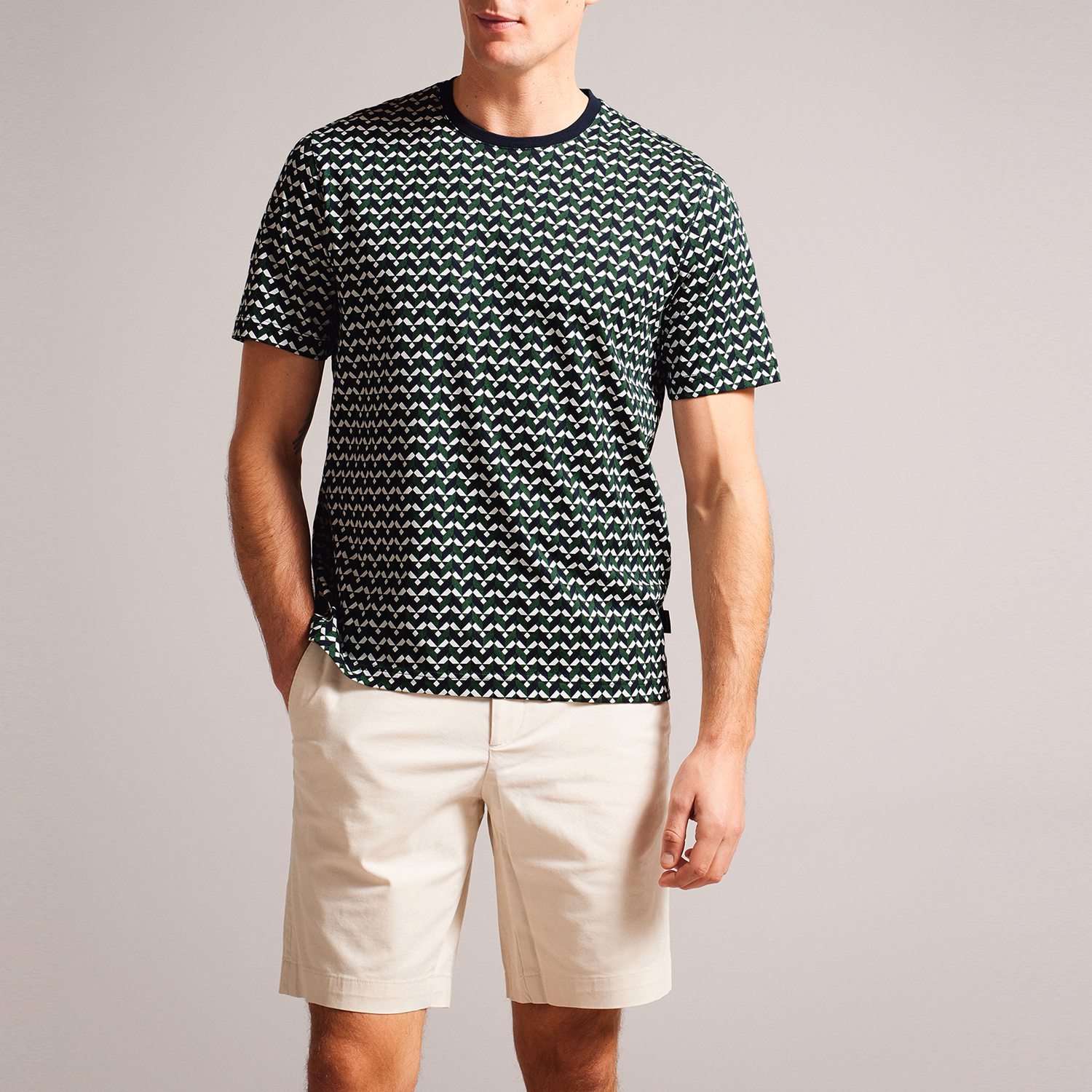 Chetel Geometric Print T-Shirt