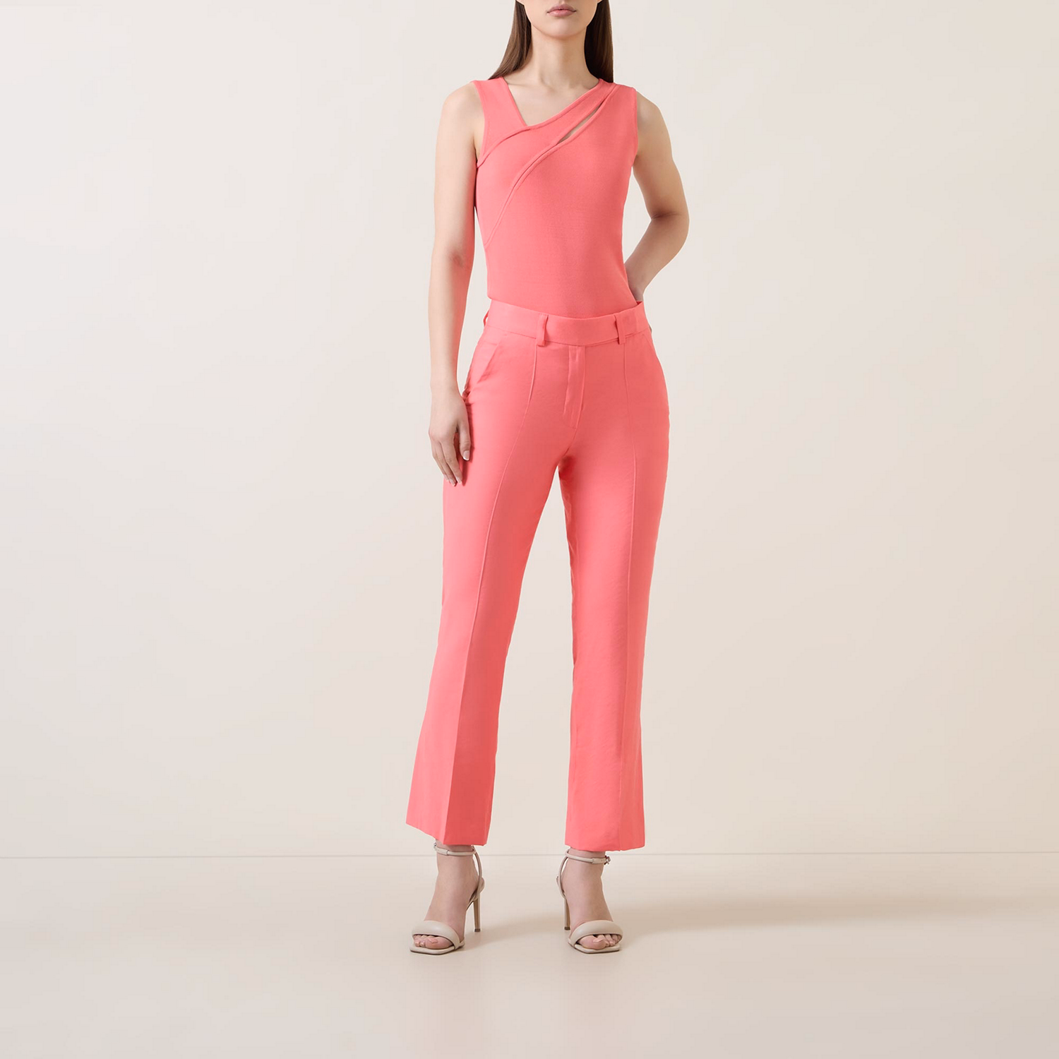 Solid Tapered Trousers