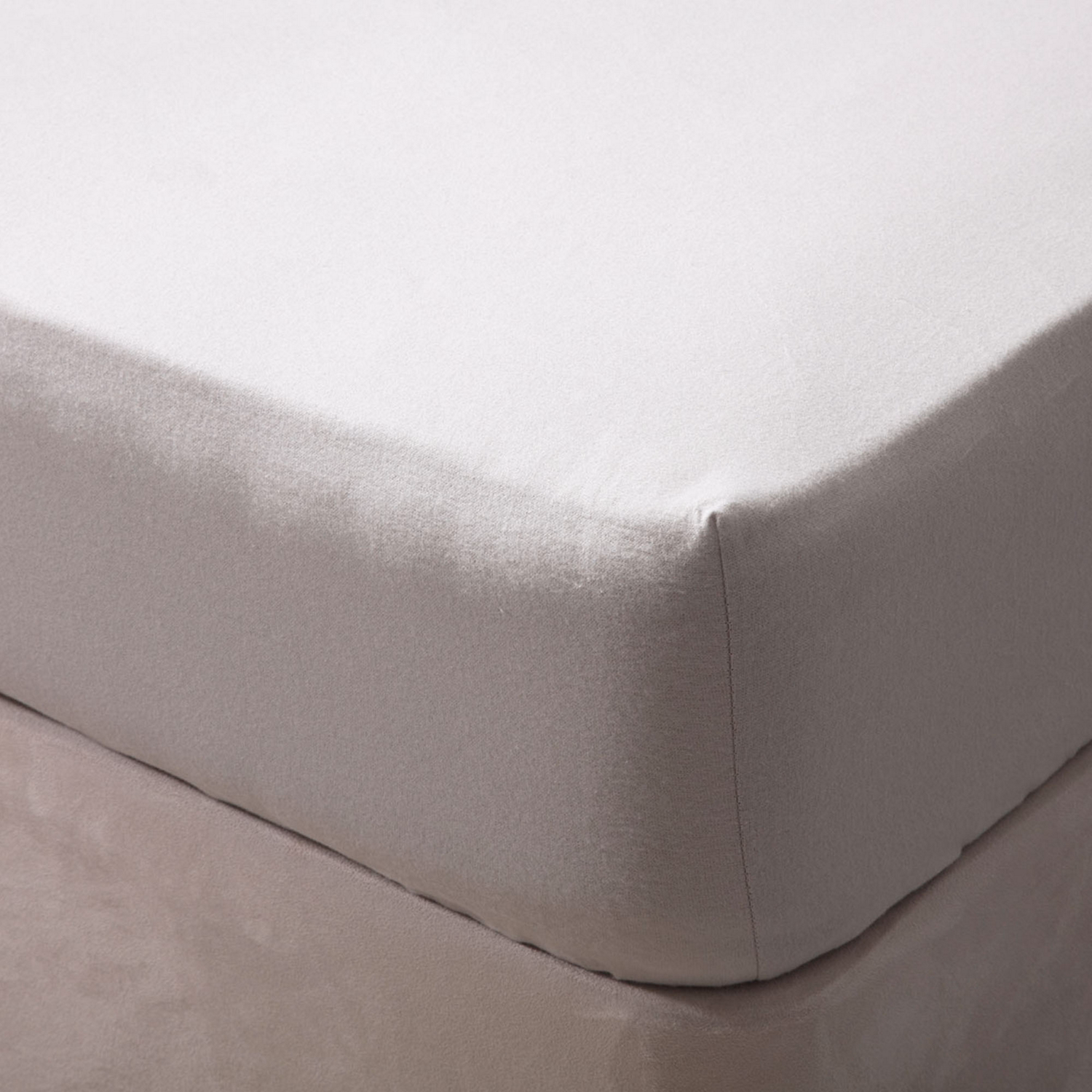 Brushed Cotton Fitted Sheet Grey