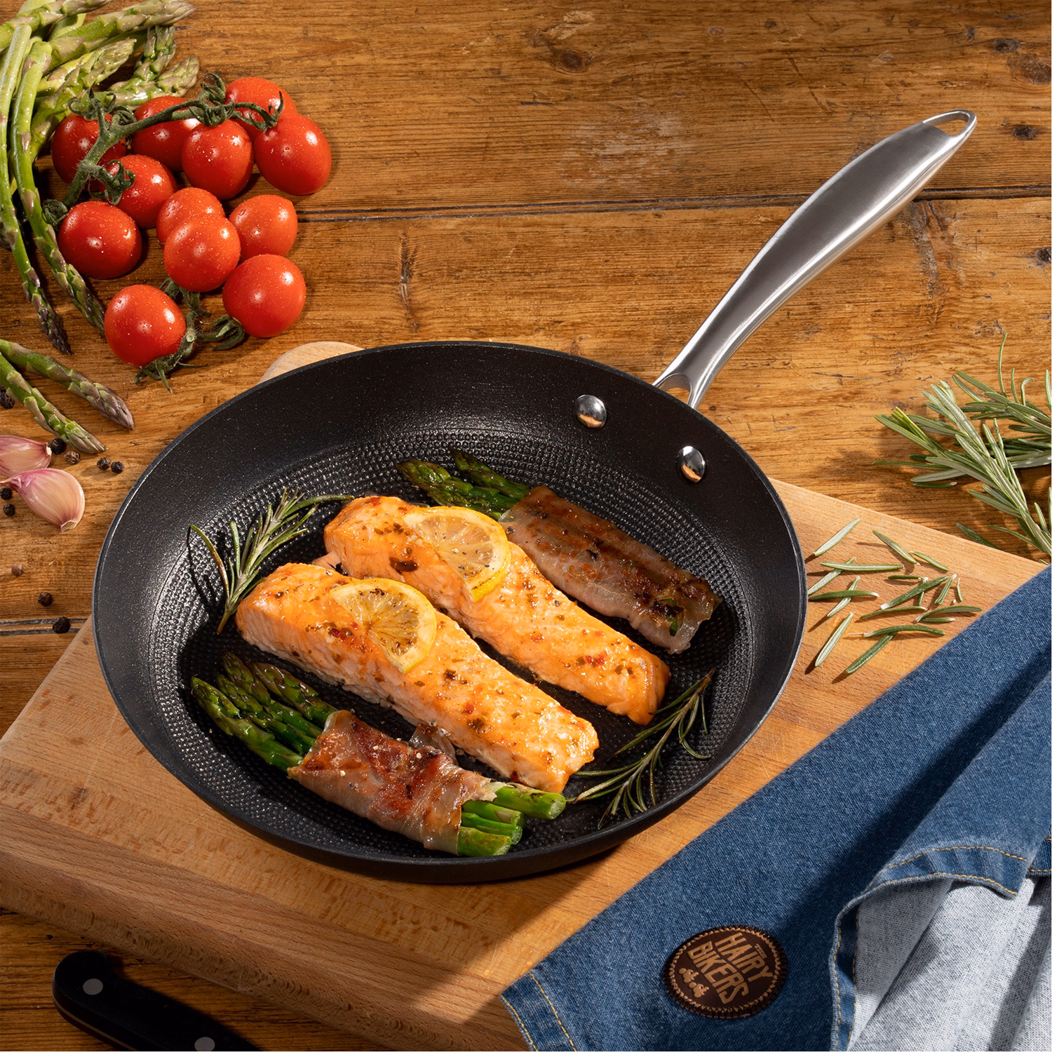 Lightweight Cast Iron 24cm Fry Pan
