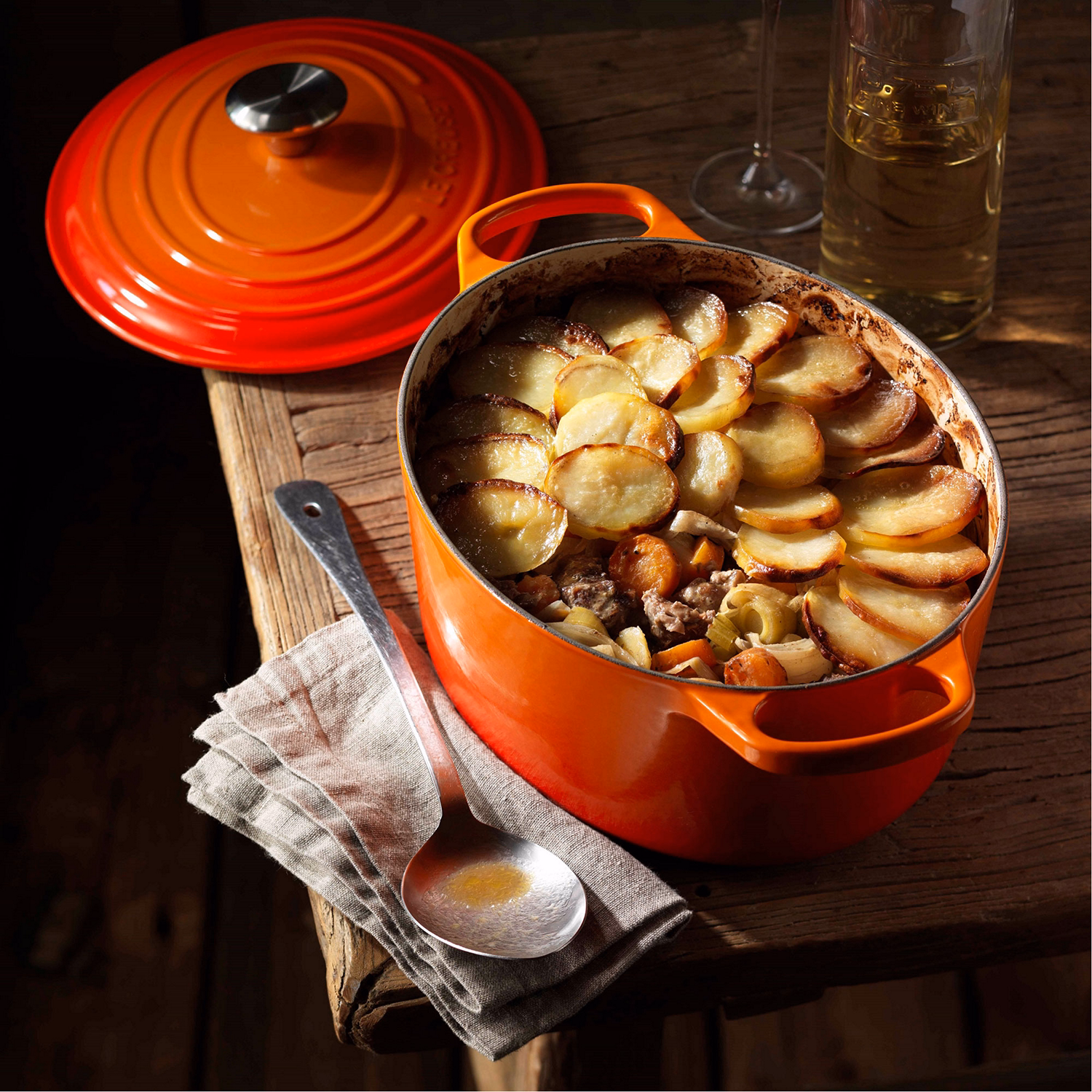 Signature Cast Iron Oval Casserole 29cm