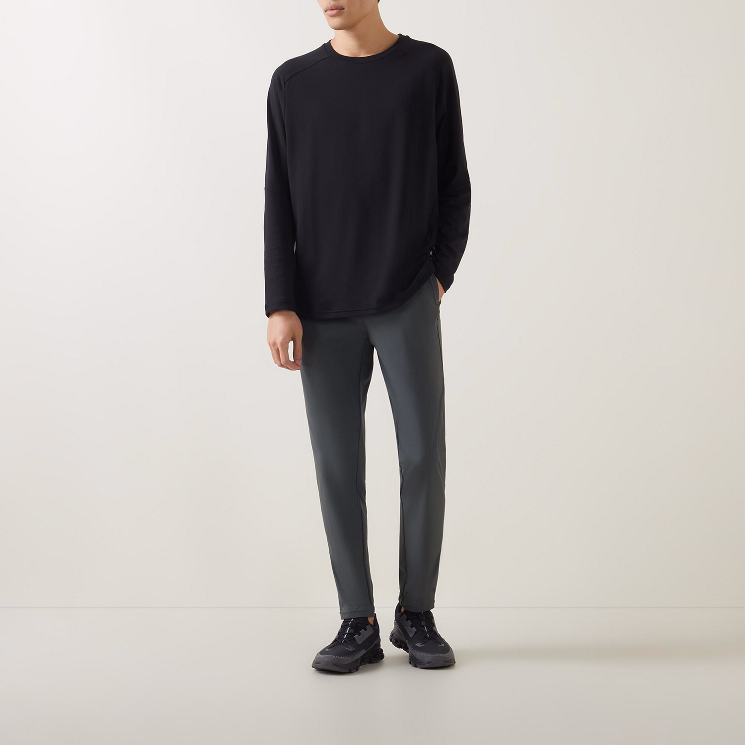 Focus Long-Sleeved T-Shirt