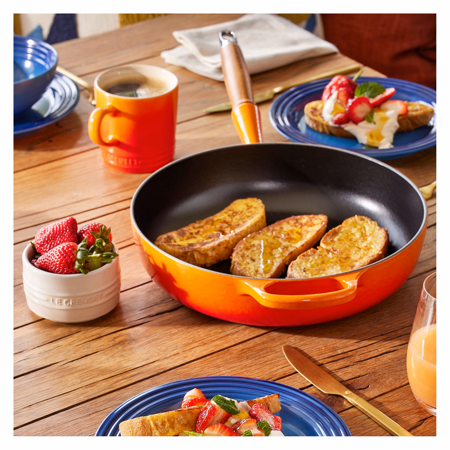 Signature Cast Iron Sauté Pan 28cm