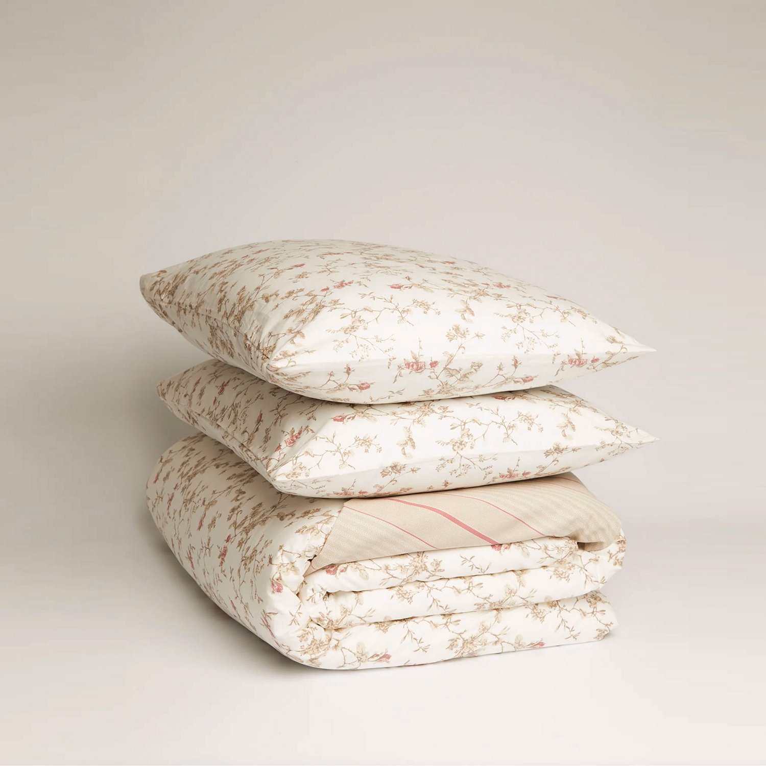 300 Thread Count Antique Floral and Herringbone Duvet Set