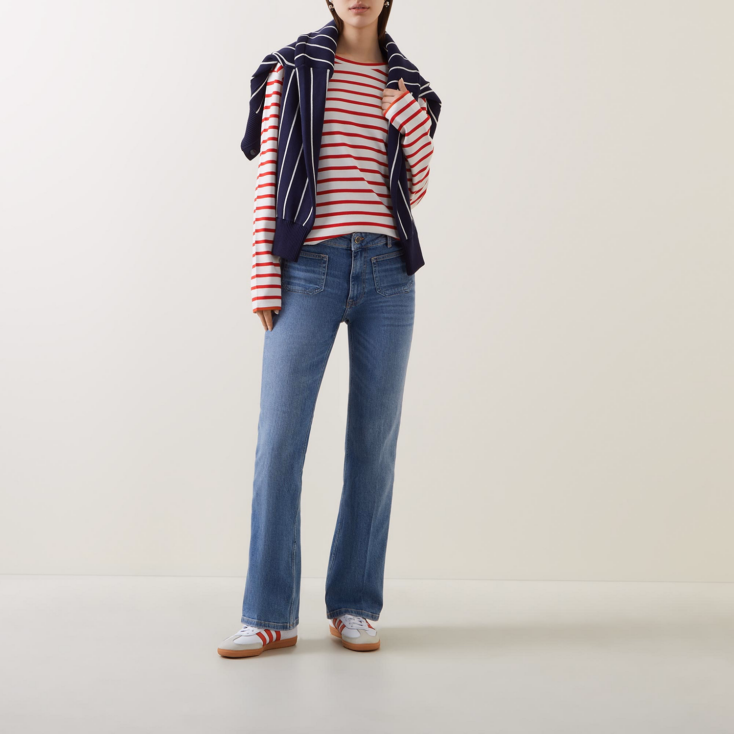 Mid-Rise Slim Flared Jeans